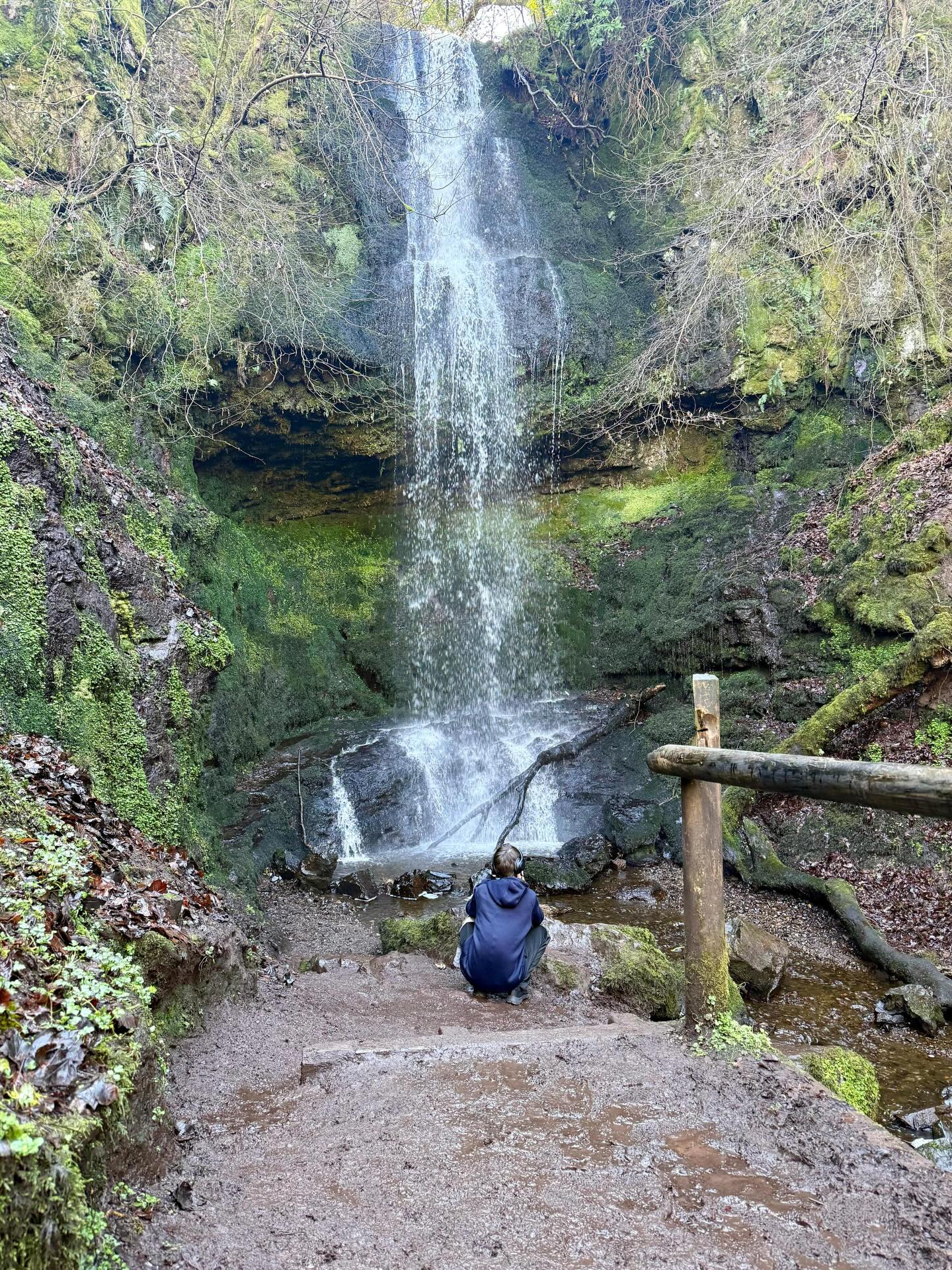 Photography class visited Craigie Linn waterfall in Paisley today.
Caleb and Liam were really keen to get close and take some interesting and creative shots. #photography #waterfallphotography #outdoorlearning