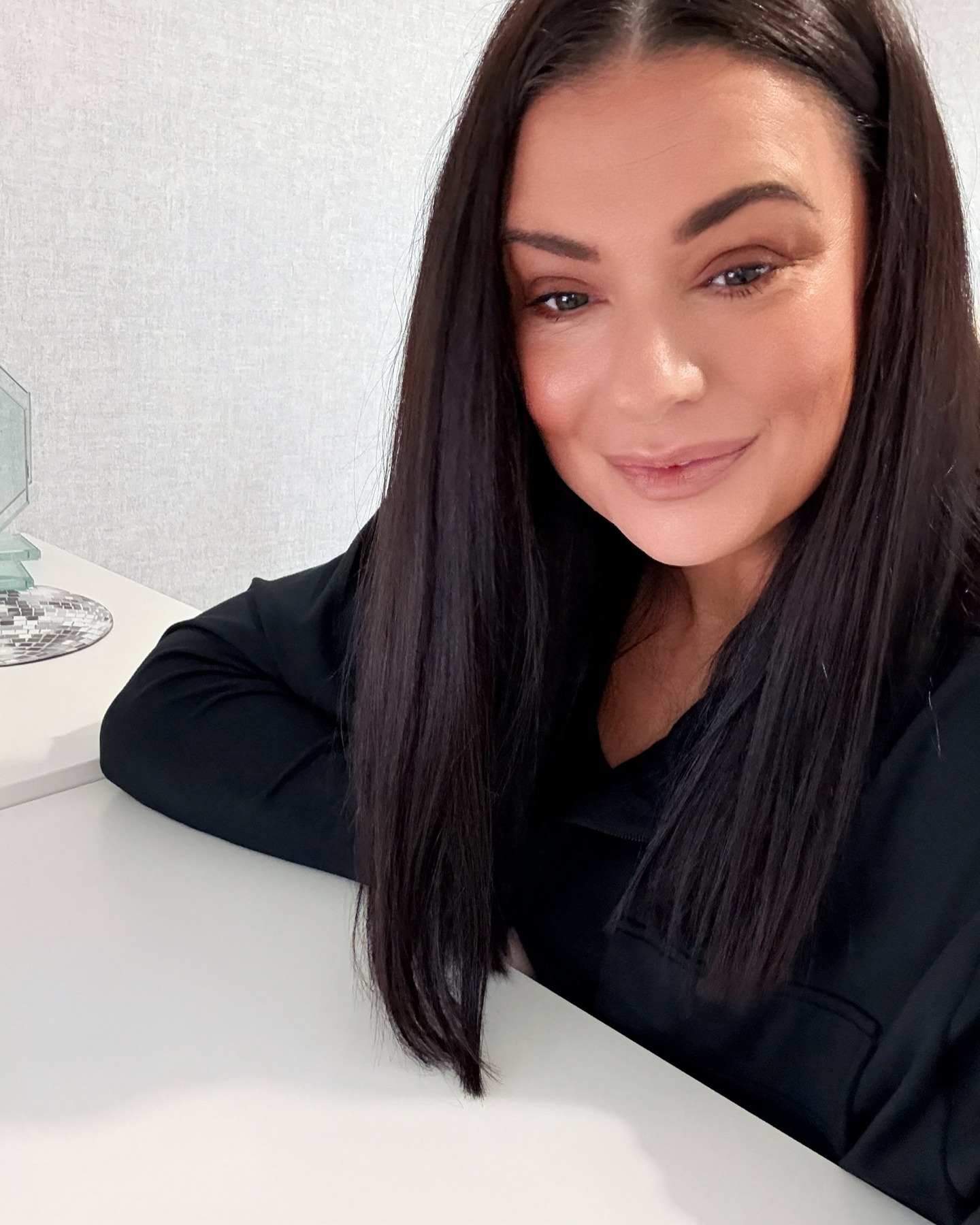 A lot of people still think Tartan Social is “just” social media.
It’s not.
What I actually help businesses do is build visibility that turns into revenue, without relying on trends, burnout or guesswork.
Through Tartan Social, I work with founders and established businesses who are ready to grow properly, not just post more.
Here’s what that looks like in real terms:
• Clarifying your positioning so people understand exactly what you do
• Building personal brand presence for directors and internal teams
• Creating strategic LinkedIn and content plans that attract the right audience
• Designing websites and digital assets that actually convert
• Developing AI-powered systems that save time and increase output
• Mentoring business owners who want to take control of their marketing in-house
I’m less interested in vanity metrics.
I care about: Visibility. Authority. Consistency. Sustainable growth.
Whether that’s through strategic consultancy, mentoring, digital training, or full brand repositioning, everything we do is built around long-term traction.
2026 isn’t about chasing algorithms. It’s about building assets.
If you’re a business owner who wants a smarter marketing structure (and less noise), my inbox is open or head to www.tartansocial.com and let’s build something that lasts.
#businessgrowth #socialmediamarketing #socialmediastrategy #womenintech