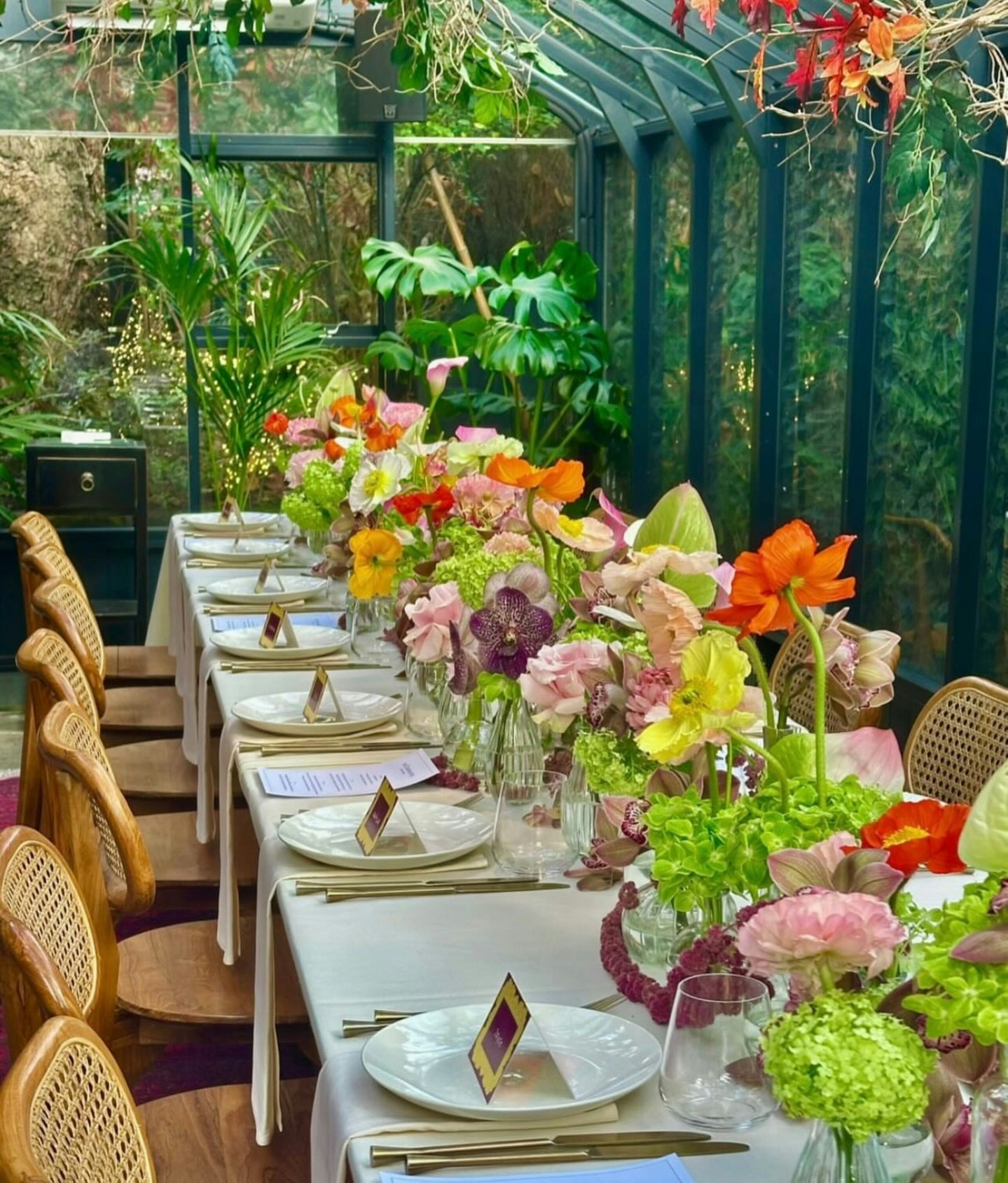 #Repost @bimba.floral.studio
・・・
Sunset vibes: Rosso ancora, terracota, olive petal, peach fuzz and custard. Dear @risqa thank you so much for having our flowers and specially for the stunning shoot, wishing you all the best in the world. How fantastic it was to work with the @thegreenhouses_ team! Thank you so much!! 🫶
