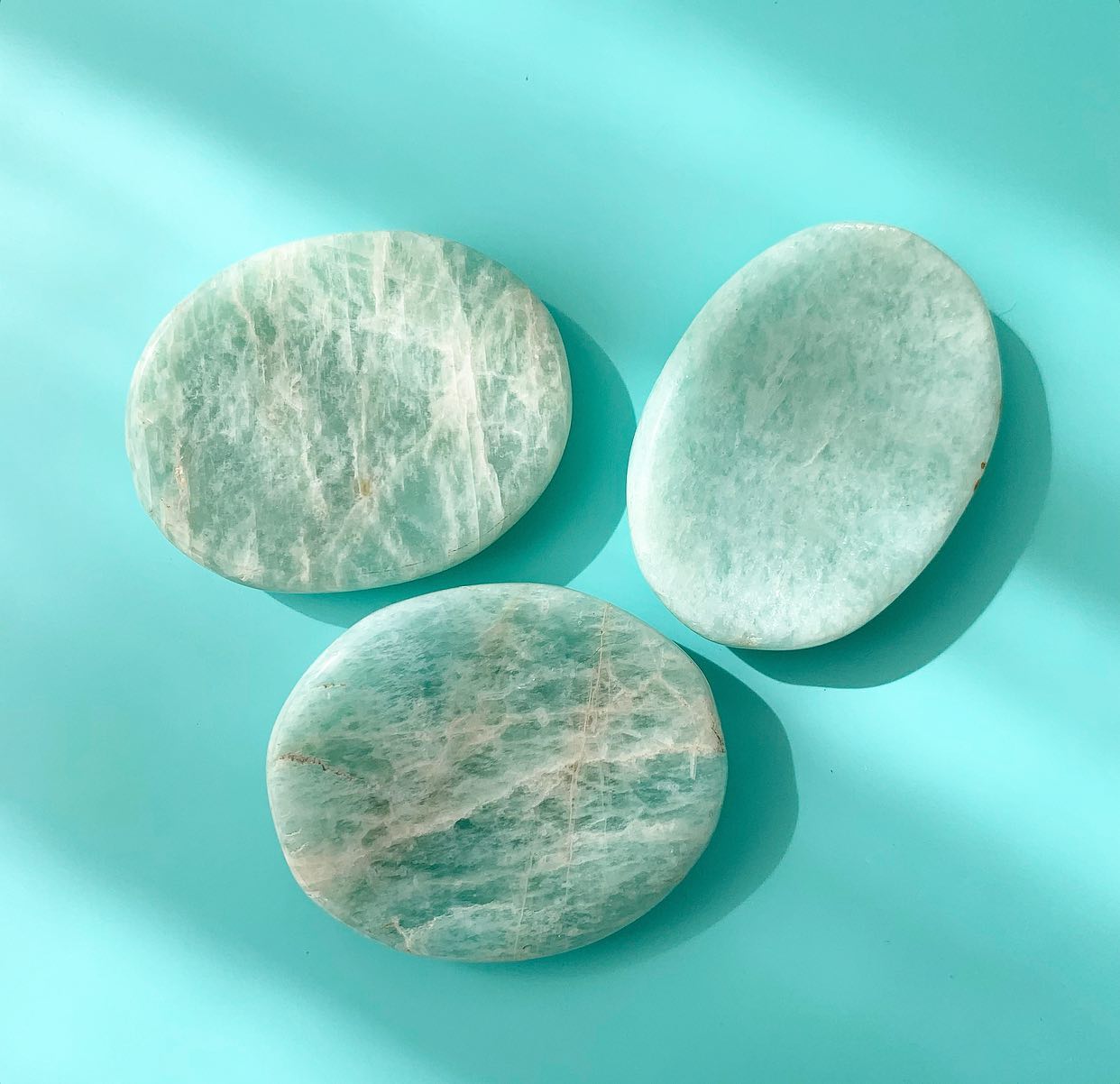 Cute little worry stones that can fit in your purse or pocket! The perfect tool to get your mind off of things and breathe 🤍
#worrystones #amazonite #charleston #healthylifestyle #stressrelief #stressmanagement #happy #tuesdaythoughts