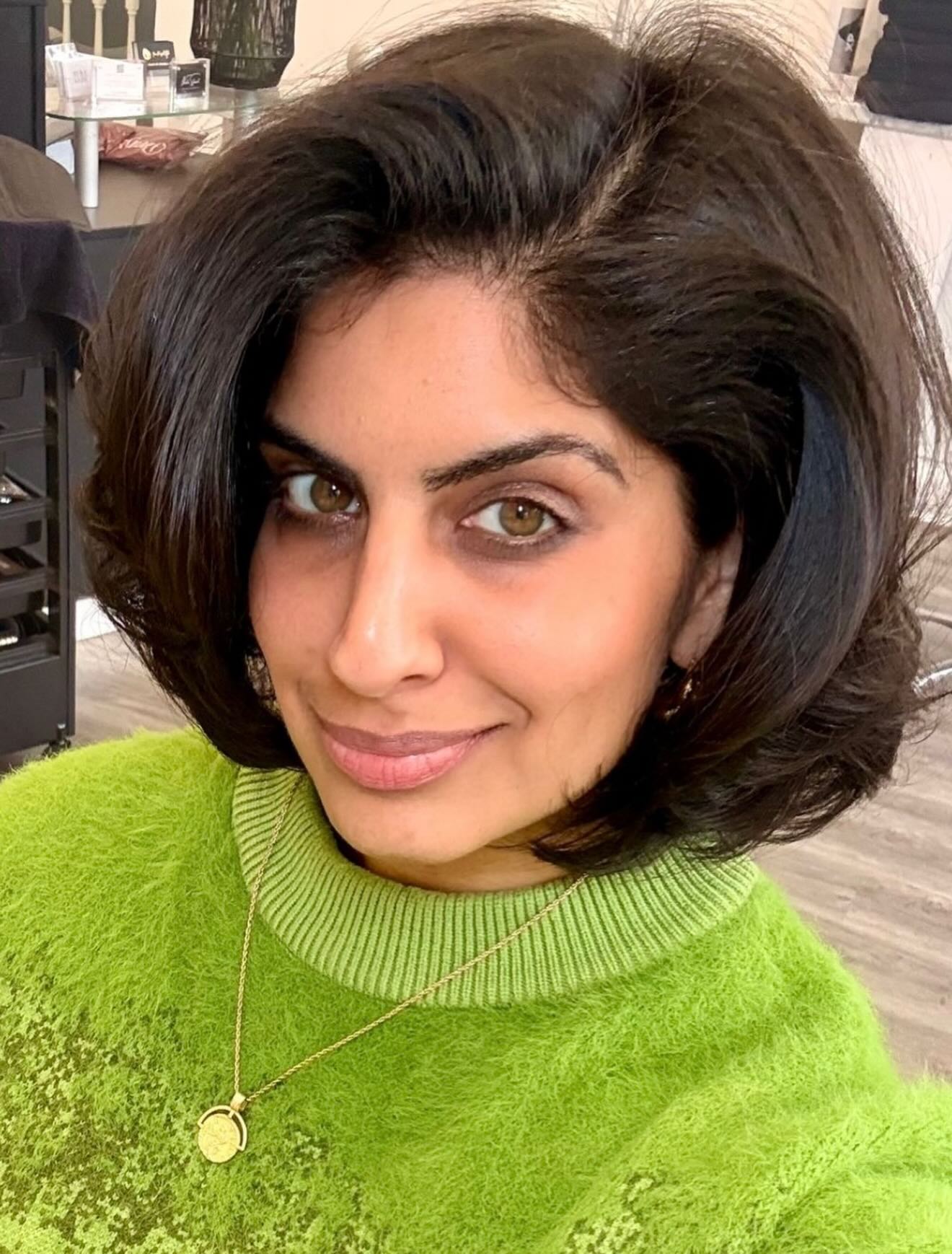 A full restyle into a modern, sexy bob
Precision cutting with softness and movement | #THEWWAYYOUWEARIT #TWYWI #Stanmore #TheLHBSalon