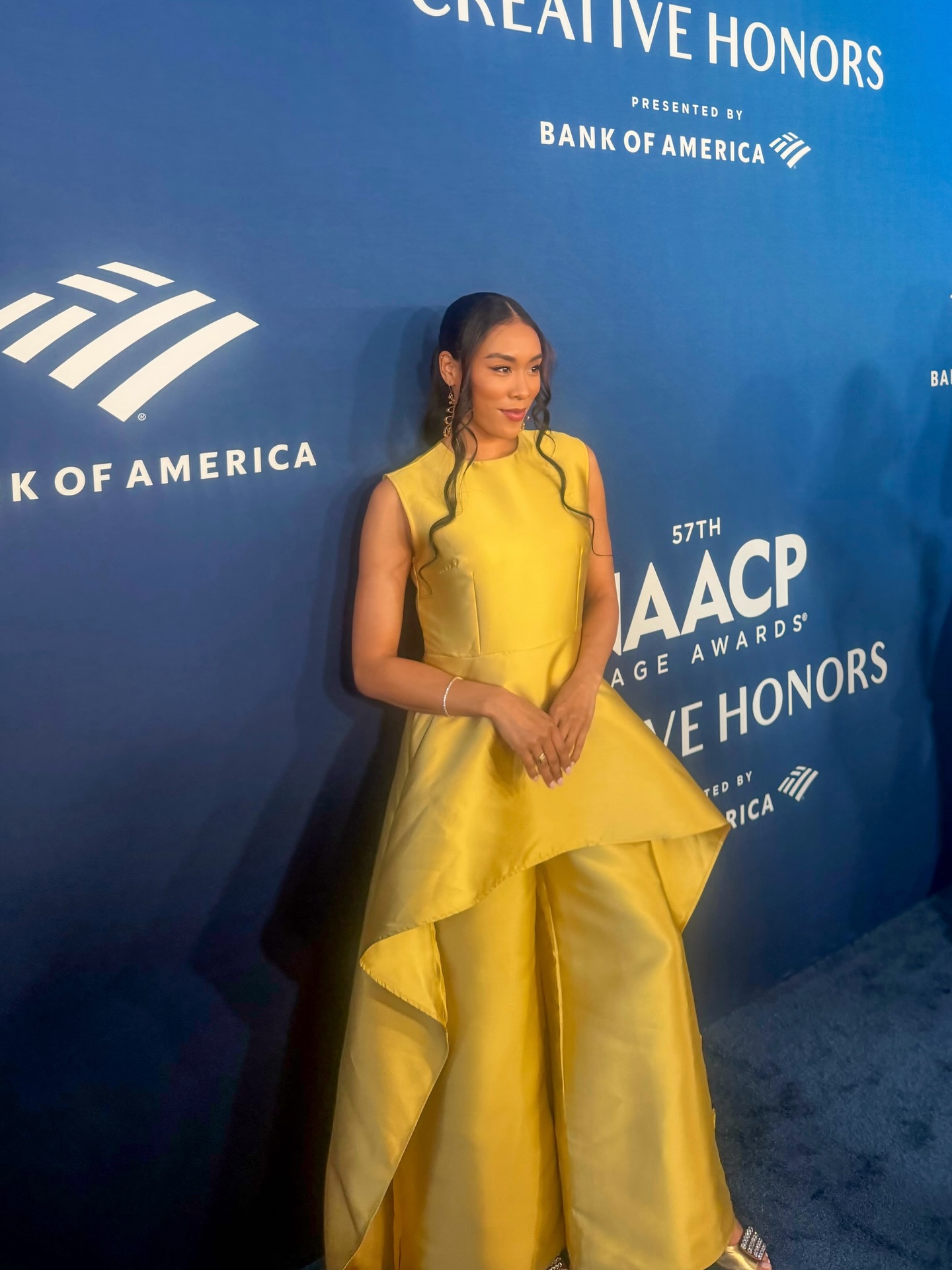 Our CEO/ Executive Director, @millimoto_ attends the 57th NAACP Image Awards Creative Honors 🤩. Thank you to our partners @verizon & @madame_gutterfly for having us. Such a beautiful night celebrating Black Excellence during #BlackHistoryMonth ✊🏻✊🏼✊🏽✊🏾✊🏿✨