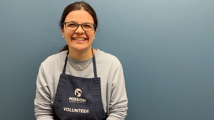 Ciara is returning for her second year of volunteering at Mission Animal Hospital through the Transitions Program with District 287! Her dedication, growth, and passion for helping animals shine in this video—and we’re so grateful to have her as part of the Mission family. 💙
👏 Check out the video to see Ciara in action and learn how programs like this create meaningful opportunities for students while supporting accessible veterinary care.
Sound ON if you want to feel awesome!