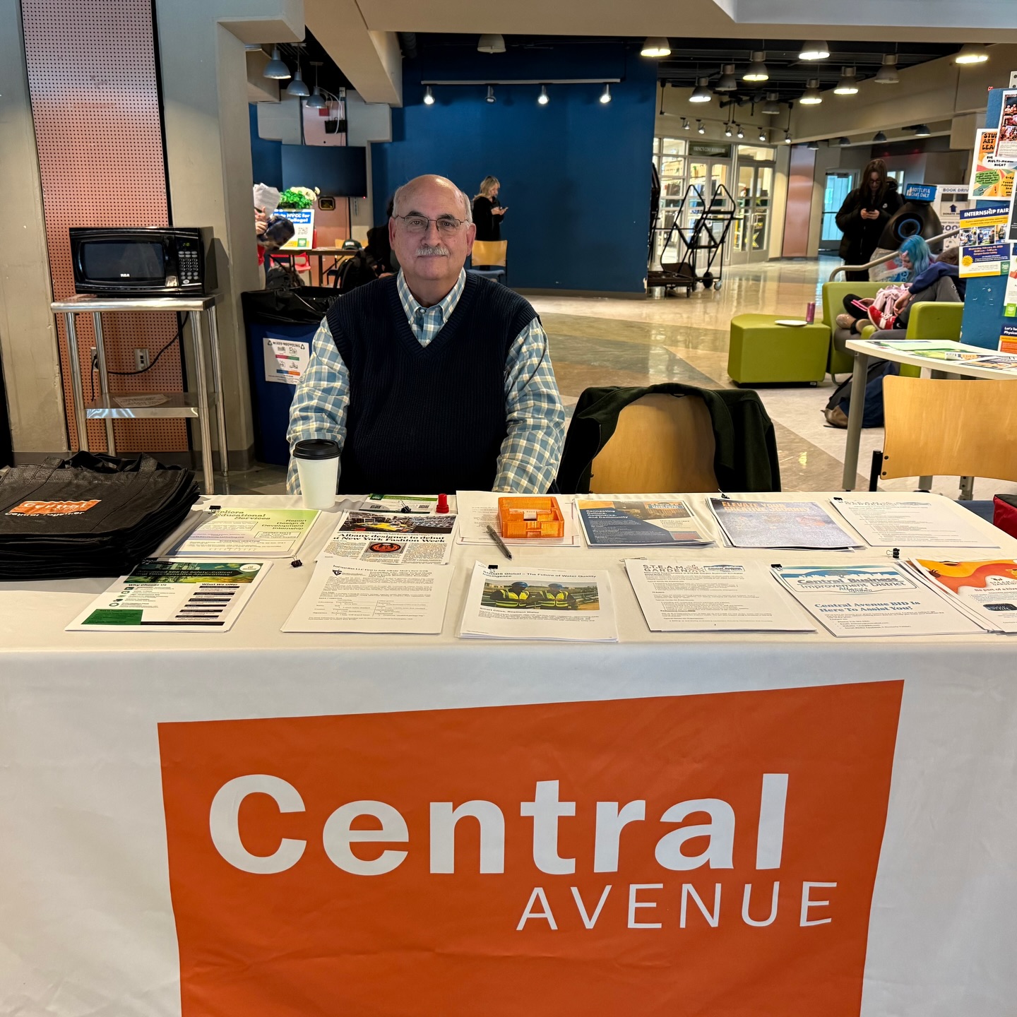 Central Ave BID 🤝 HVCC
Fred, our Community Manager, spent the day at Hudson Valley Community College meeting the next generation of professionals.
Huge thanks to the HVCC students for the great conversations, the future of the Capital Region is looking bright!