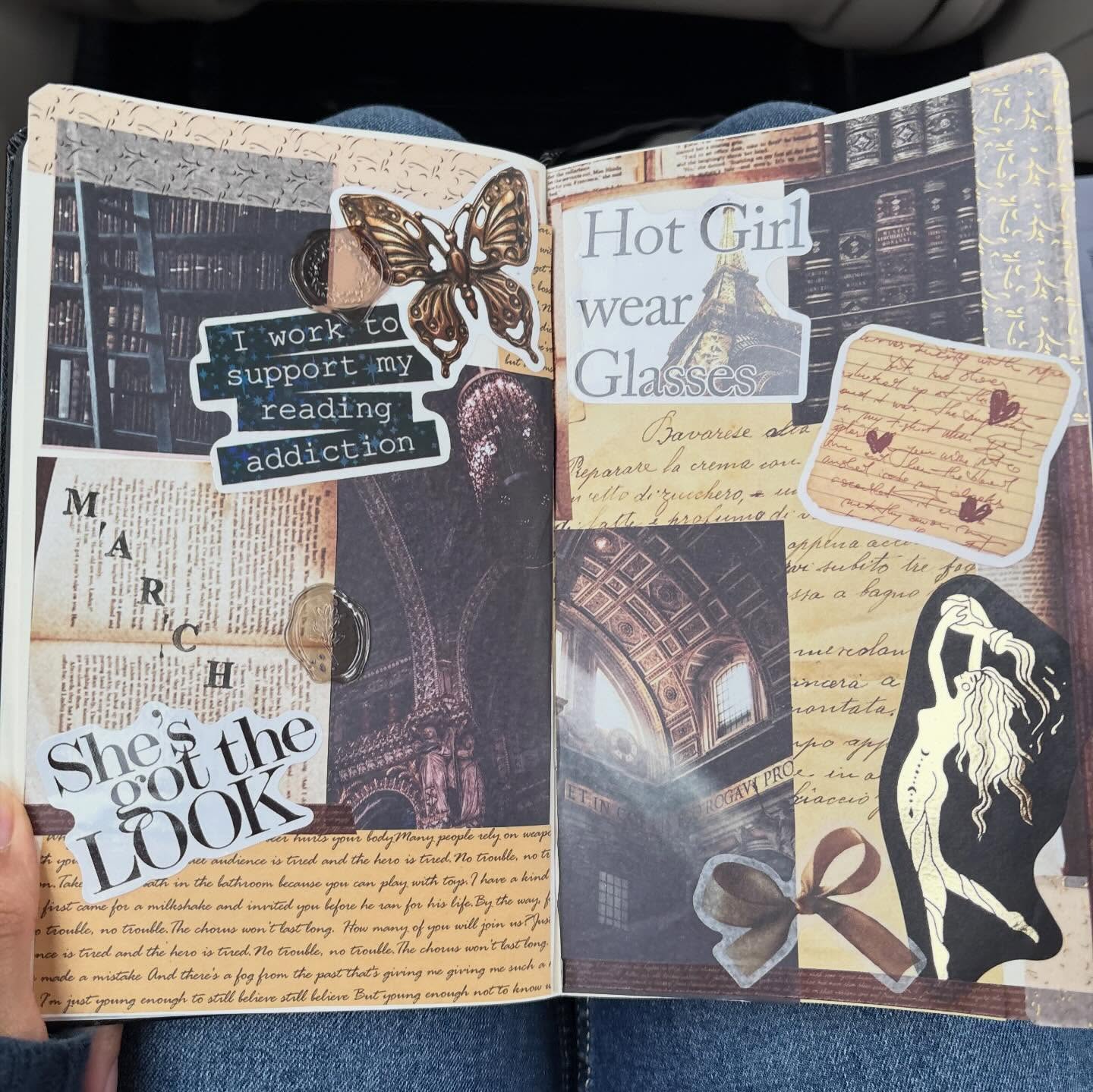 Thank you to @shessobookish.to for hosting a Bookish Junk Journal Social!
It was so fun trying junk journaling for the first time and meeting such wonderful people!๐
#bookishevents #junkjournal #torontoevents #journaling #stickers