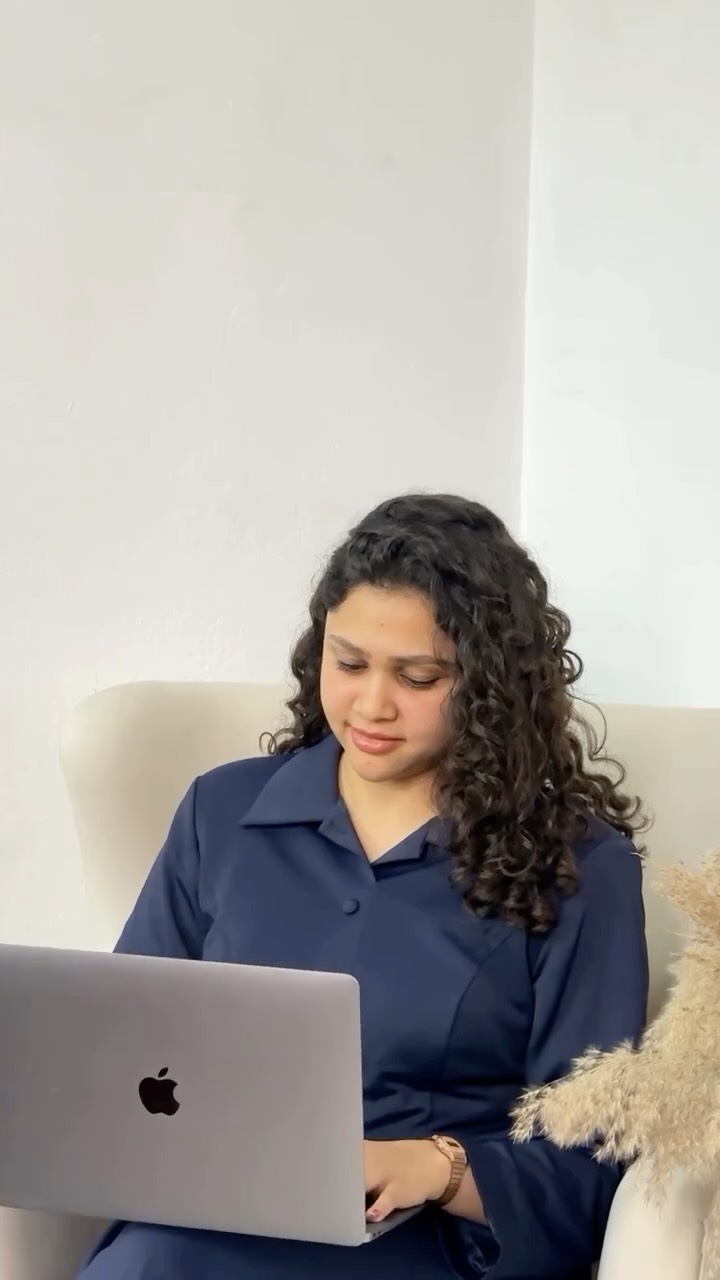 Meet Muskaan Agrawal ✨
Young, fearless, and building her own path with grace and determination She believed in her dream and started ' building it on her own.
Proof that you don’t have to wait for the right time, you just start. 🤍
Follow for more inspiring women stories.
#RumiiWomen #WomenWhoInspire #SheLeads #WomenInBusiness #DreamBigWomen EmpoweredWomen