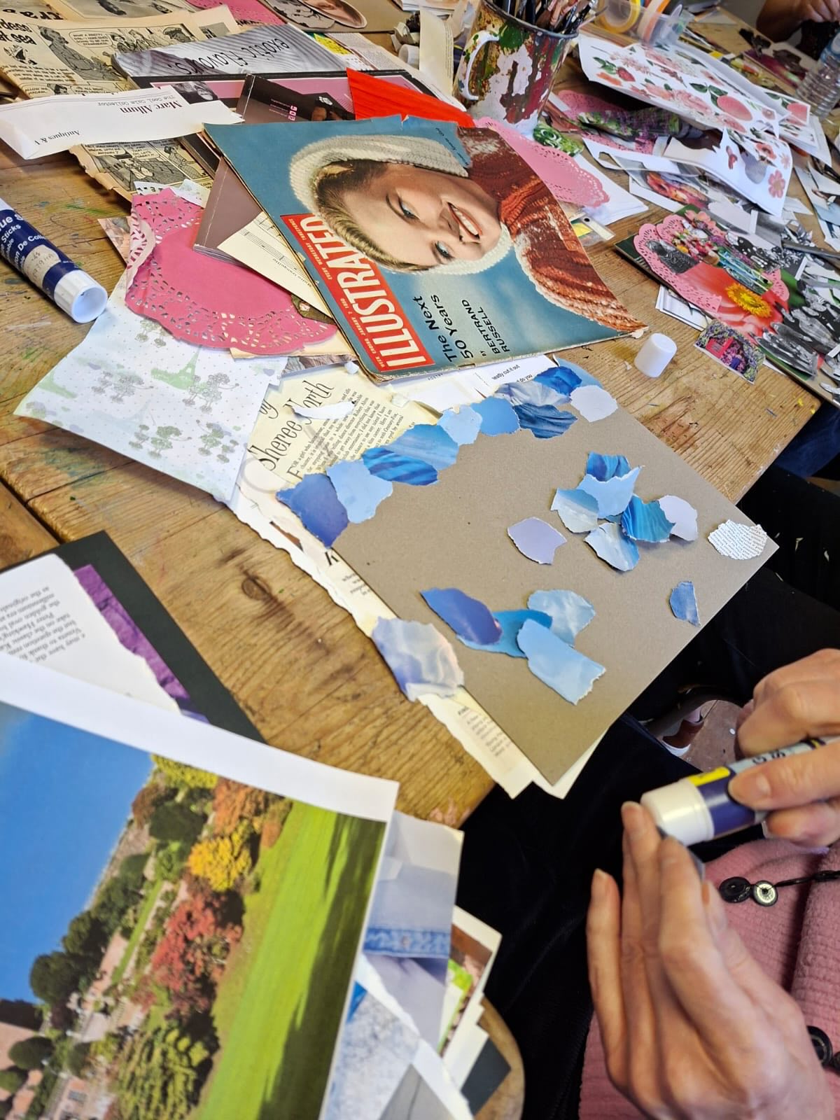 Our wellbeing workshop with @lingendavies was hosted by the wonderful @cariscollageartist this February.
Such a beautiful, grounding practice, no wonder the world of collage is having a moment.
Huge thanks to Caris for holding such a special, gentle space for our friends living with and beyond cancer, and to Lingen for supporting these sessions so generously.