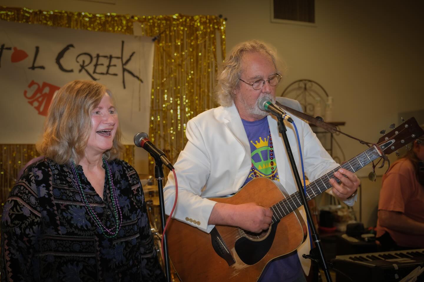 In one last Mardi Gras moment, the lovely and talented Valerie keeping Edward on pitch! 🙂 @hendrix_v