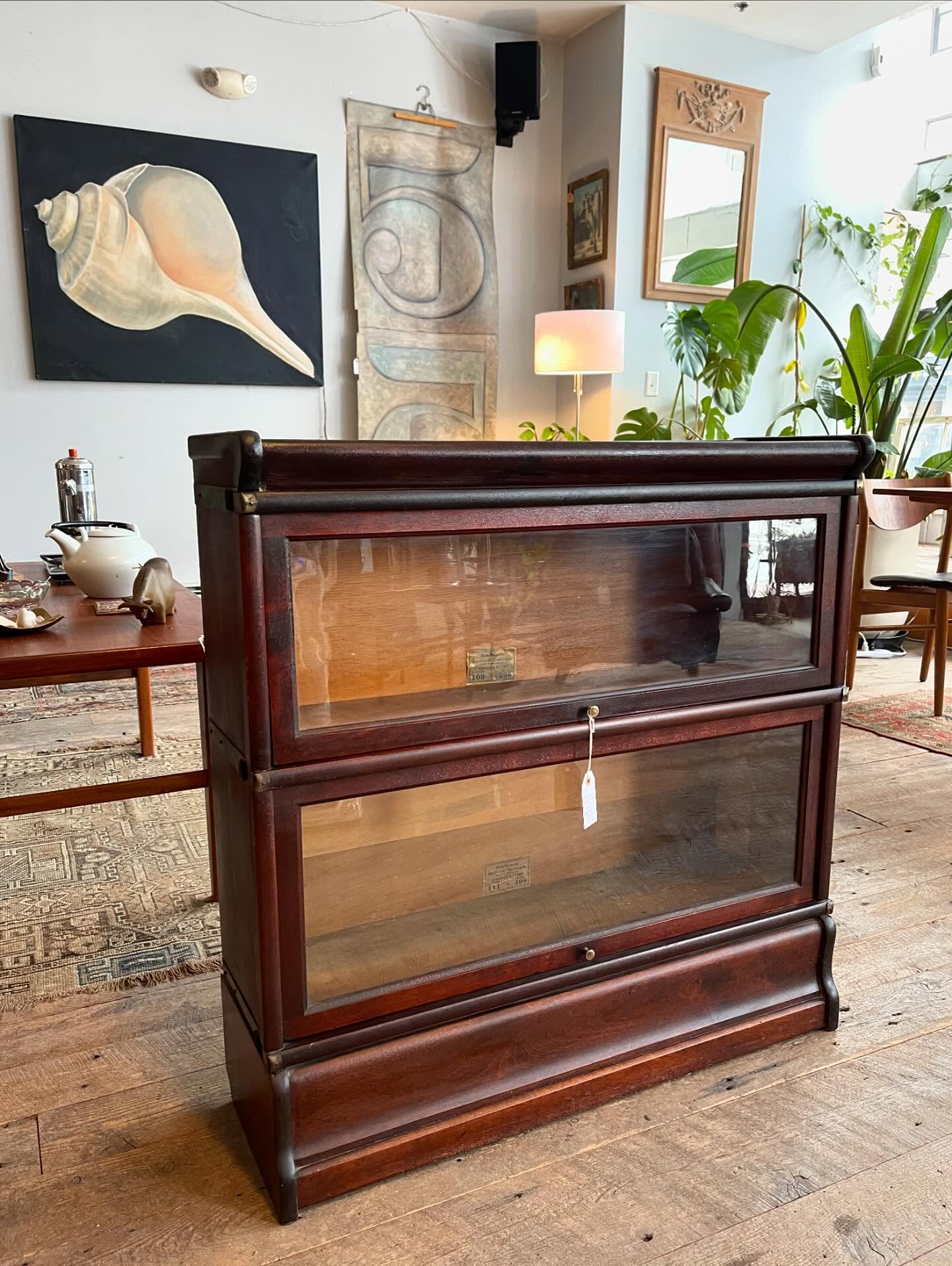 “I don’t think the robots are taking over. I think the men who play with toys have taken over. And if we don’t take the toys out of their hands, we’re fools.” - Ray Bradbury ✨ Available 10 am Friday ✨ Sending love and kindness to each of you wherever you are.