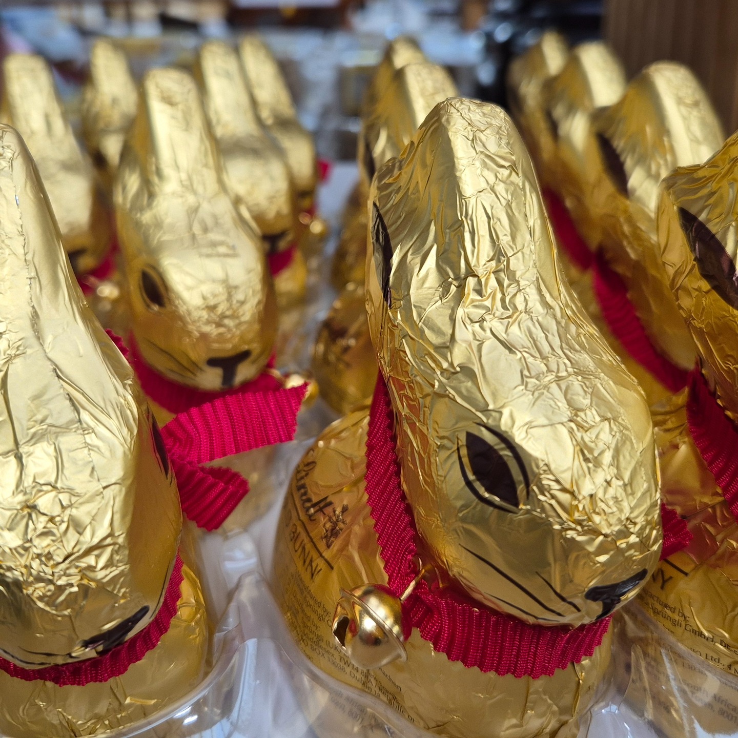 Spring is in the air and we’re getting ready for Easter! 🌷
Our shelves are filled with a lovely collection of Easter gifts, beautifully wrapped eggs, and of course everyone’s favourite gold Lindt Gold Bunny chocolates 🐰
Pop in and discover our Easter treats!
#Easter #EasterGifts #EasterTreats #EasterEggs #EasterBunny #SeasonalGifts #ShopLocal #LindtGoldBunny
