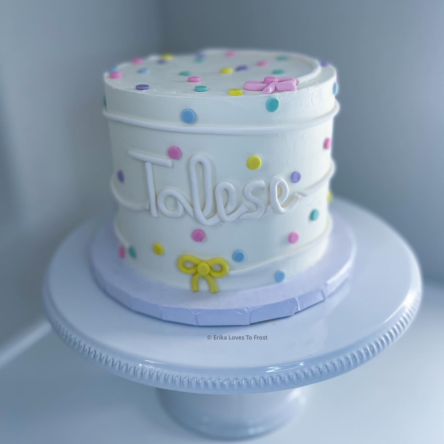 Smash cake 🍰 for Talese 💕 #erikalovestofrost #smashcake #customcakesmurrieta #temeculacakes #riversidesmashcakes 🟣🔵🟢🟡🟠🔴⚫️⚪️🩷🩵