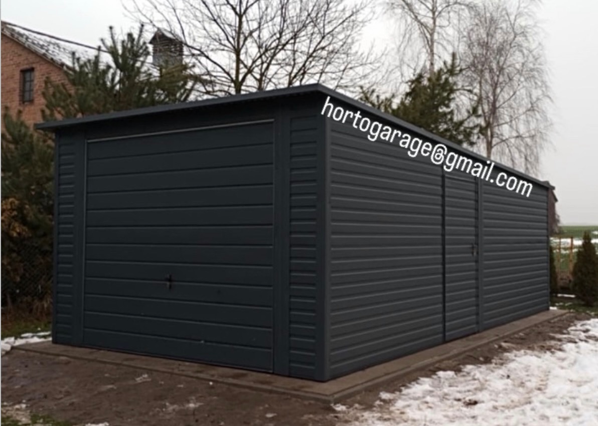 😃Wir präsentieren Ihnen unsere Garage – eine moderne und solide Garage.
📏Abmessungen:
📐6 m Breite
📐3,5 m Tiefe
📐2,6 m Höhe.
Farbe: dunkles Graphit.
🚪🔩Konstruktion:
Die Garage besteht aus einem Stahlgerüst aus geschlossenen Profilen, was für hohe Steifigkeit und Stabilität sorgt. Die Wände und das Tor sind aus Trapezblech gefertigt. Das Pultdach, ebenfalls aus Blech, ist für den Abfluss von Wasser und Schnee ausgelegt.
✅Vorteile: Langlebigkeit, Witterungsbeständigkeit, modernes Aussehen.
🚗🎿🧰Verwendung: Garage für Auto, Motorrad, Gartengeräte oder als Lagerraum.
💻📲👨💻 eine ähnliche Garage oder andere Details wünschen, mailen Sie hortogarage@gmail.com, gehen Sie auf den Link in der Bio oder rufen Sie an
📞 +49 177 4242452
📞 +49 152 246 74 361
