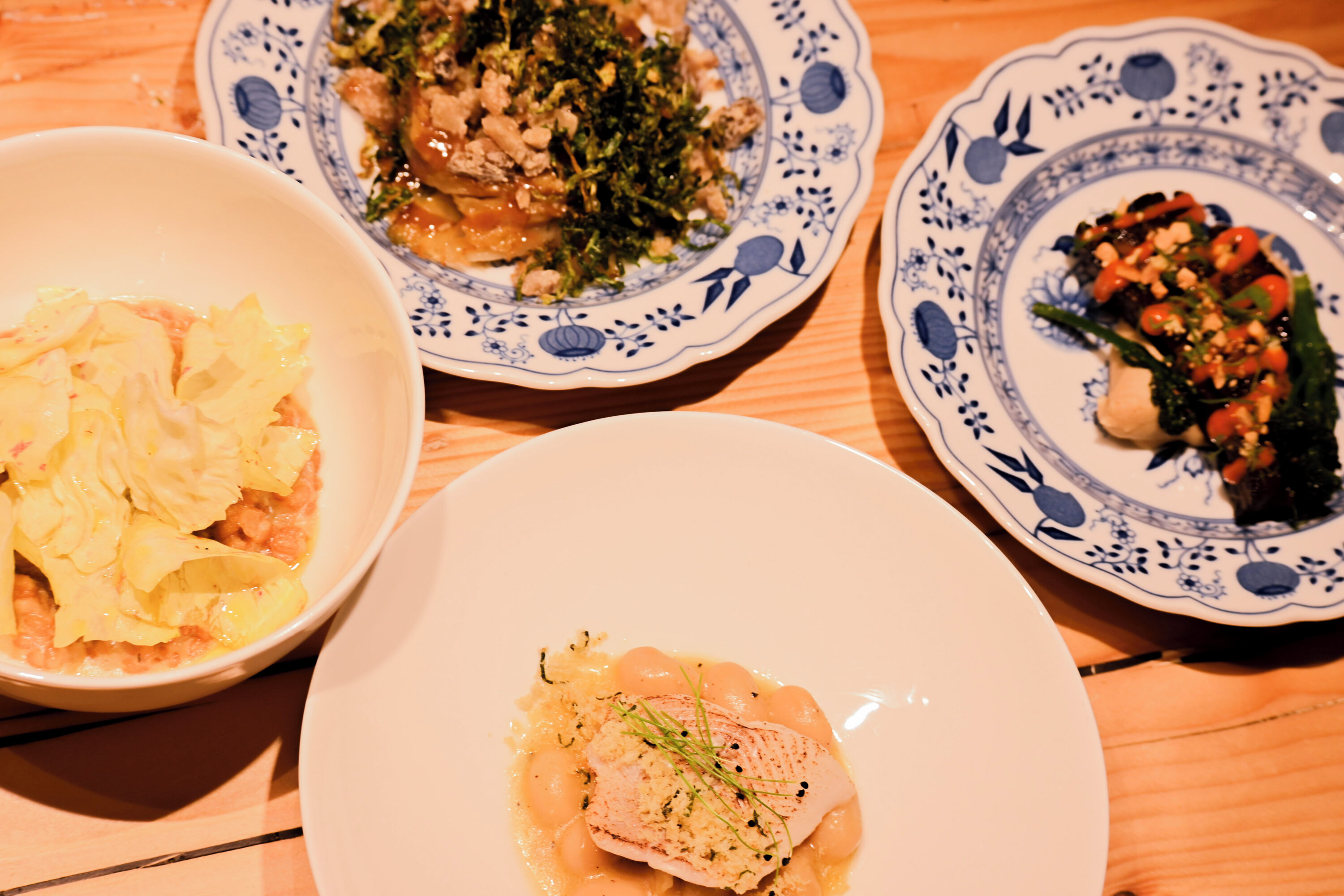 Bei uns gibt es keine Regeln! Stellt eurer eigenes Menü zusammen oder bestellt in die Mitte vom Tisch zum teilen. Ihr esst, wie ihr es mögt 💙🐇