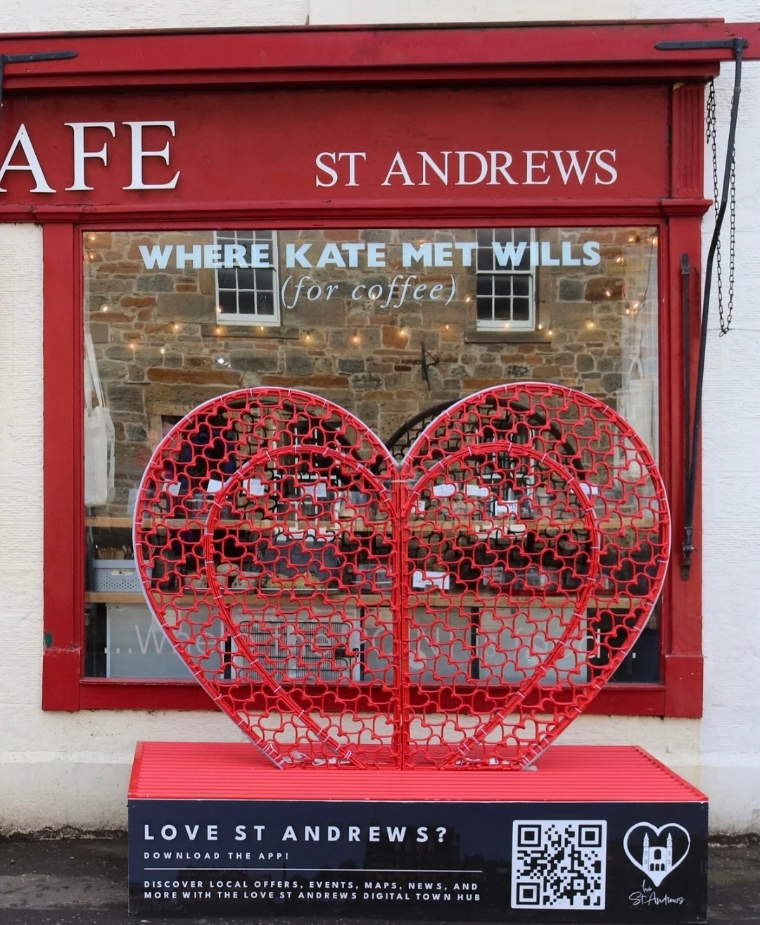 The Love St Andrews Bench has arrived at @northpoint_standrews — quite possibly the most romantic café in town 💜
A fitting spot for a selfie… 📸
Download the Love St Andrews app to view Northpoint’s profile and discover more brilliant local businesses, special offers and events while you’re there. Just search ‘Love St Andrews’ in the stores