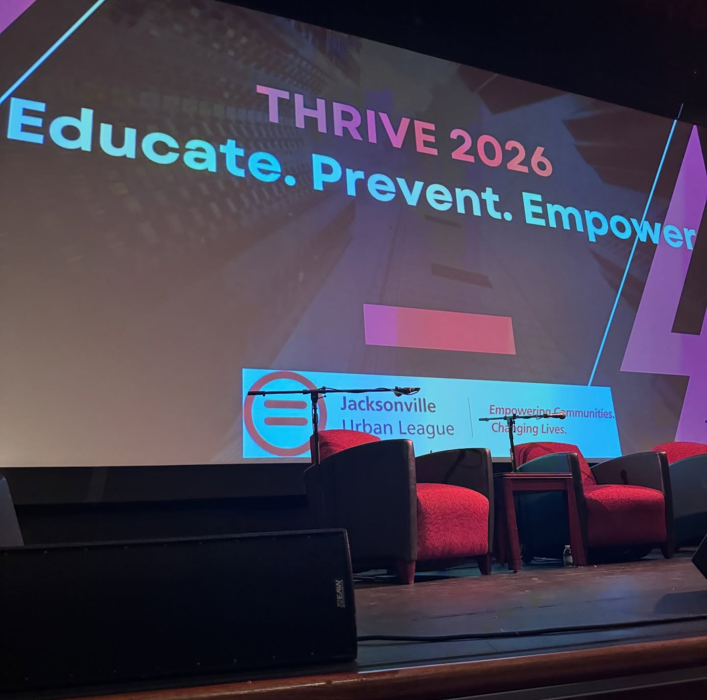 Honored to have served as a panelist at the Jacksonville Urban League’s 2026 Thrive Event today. Being in a room filled with bright, motivated, and purpose-driven young people was truly inspiring. ❤️👏🎉🙌
I left feeling incredibly hopeful. When young people are surrounded by mentorship, opportunity, and community, amazing things happen. They begin to see their potential, believe in their future, and understand that success is within reach.
Real prevention starts long before problems arise. It starts with investment, connection, and guidance. When we pour into our youth—listening to them, encouraging them, and helping them navigate their paths—we are not only building leaders, we are strengthening our communities and creating safer futures.
Grateful for the opportunity to share, learn, and uplift alongside so many passionate voices. The future is bright. ✨
#JULThrive2026 #MentorshipMatters #EmpoweredYouth #InvestInOurYouth #FutureLeaders
