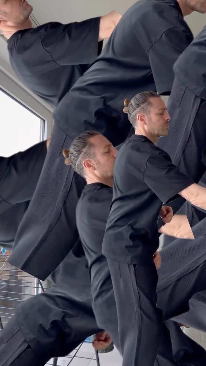 Wasdraad wisdom ⚡️
~
~
~
I used to listen a lot to @abrahamhickspublications on YouTube. She talks about the law of attraction and it’s just some really interesting insights of how we can deliberately create our own reality.
Yesterday my Gf 😘 sent me a really nice Spotify from @nevillegoddardsuccess that speaks exactly about the same thing: The law of attraction but he puts his words on the right place so it’s a really interesting text to listen to.
Let’s create our own reality, not what we want, but our reality is just a reflection of our innerstate. Letz’s play with that⚡️
#lawofattraction #abrahamhicks #goddardneville #innerstate #focussedimagination