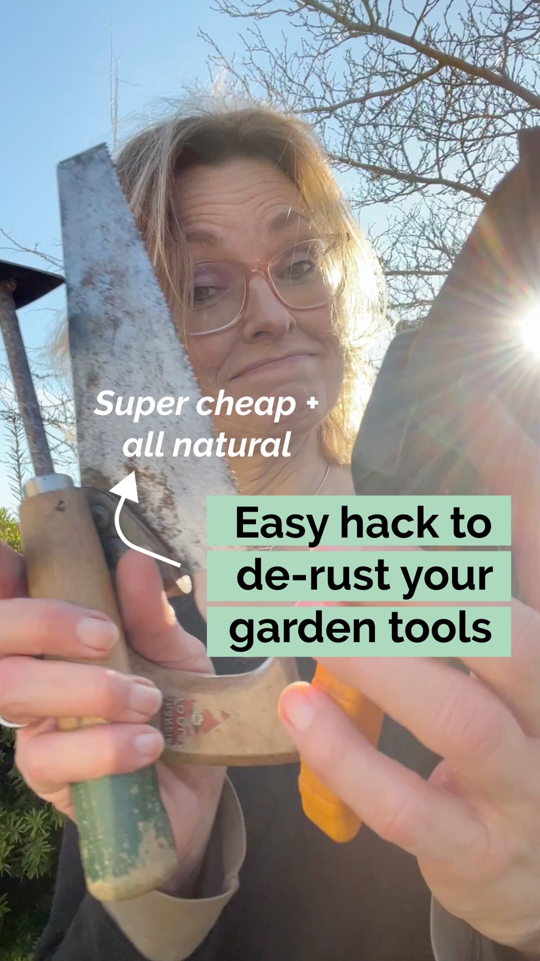 Rusty garden tools after winter? Don’t toss them — revive them with this natural fix! With just white cleaning vinegar, a stiff brush and linseed oil you can bring your tools back to life without toxic chemicals or unnecessary waste. A little effort now means your tools will last for years.
I love these old, simpel and effective recipes. What about you?
Let me know in the comments how you clean your tools. I’d love to hear!
💚 I would love to welcome you as a follower of @helloherbal.world so I can share more tips, recipes and DIYs to live life naturally
#gardentools #zerowaste #gardeningtips #cleaninghack #nontoxic-gardening