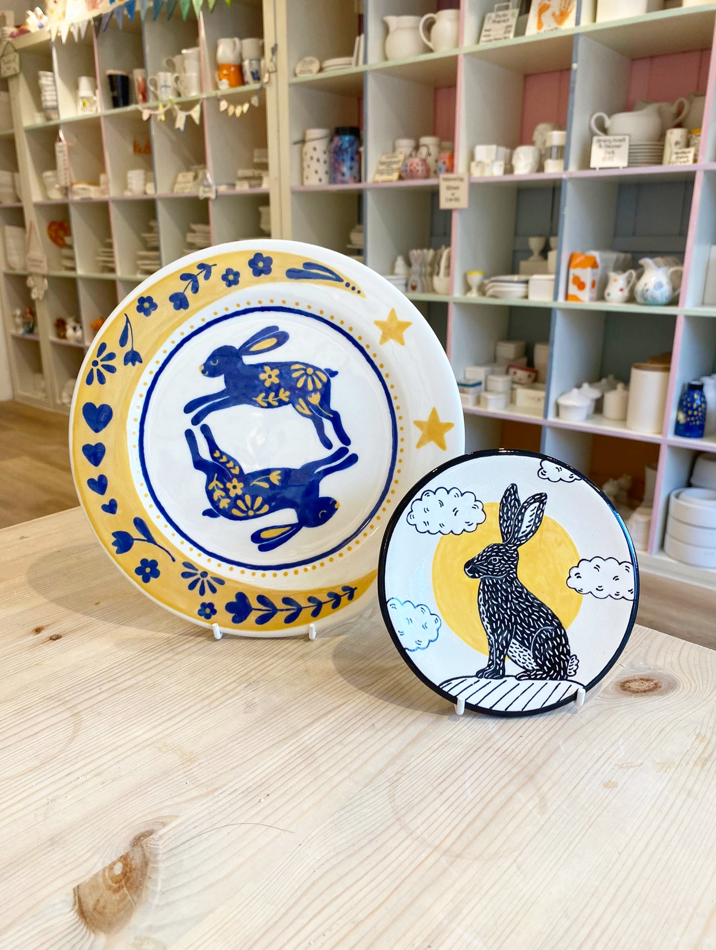 🐰New workshop alert! 🐰
Welcome in spring at our March Hare evening workshop – whether you follow our designs, or get creative with your own, you will finish the evening with a hare-amazingly unique handmade piece to treasure 🌸
Limited spaces available so hop to it!!