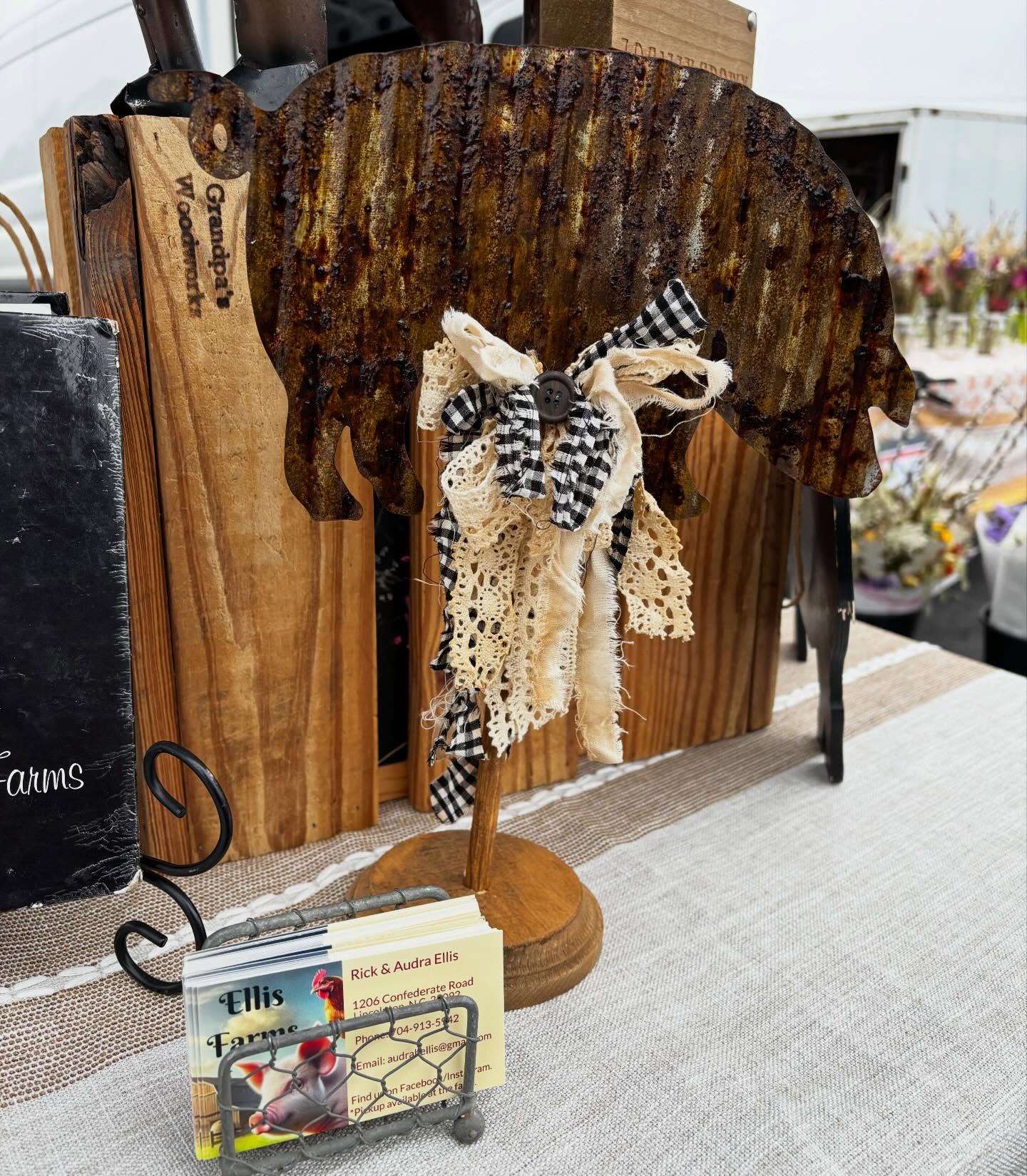 Supporting other vendors at the Denver NC Farmers Market- a perfect fit. 🐖 #farmersmarketfinds