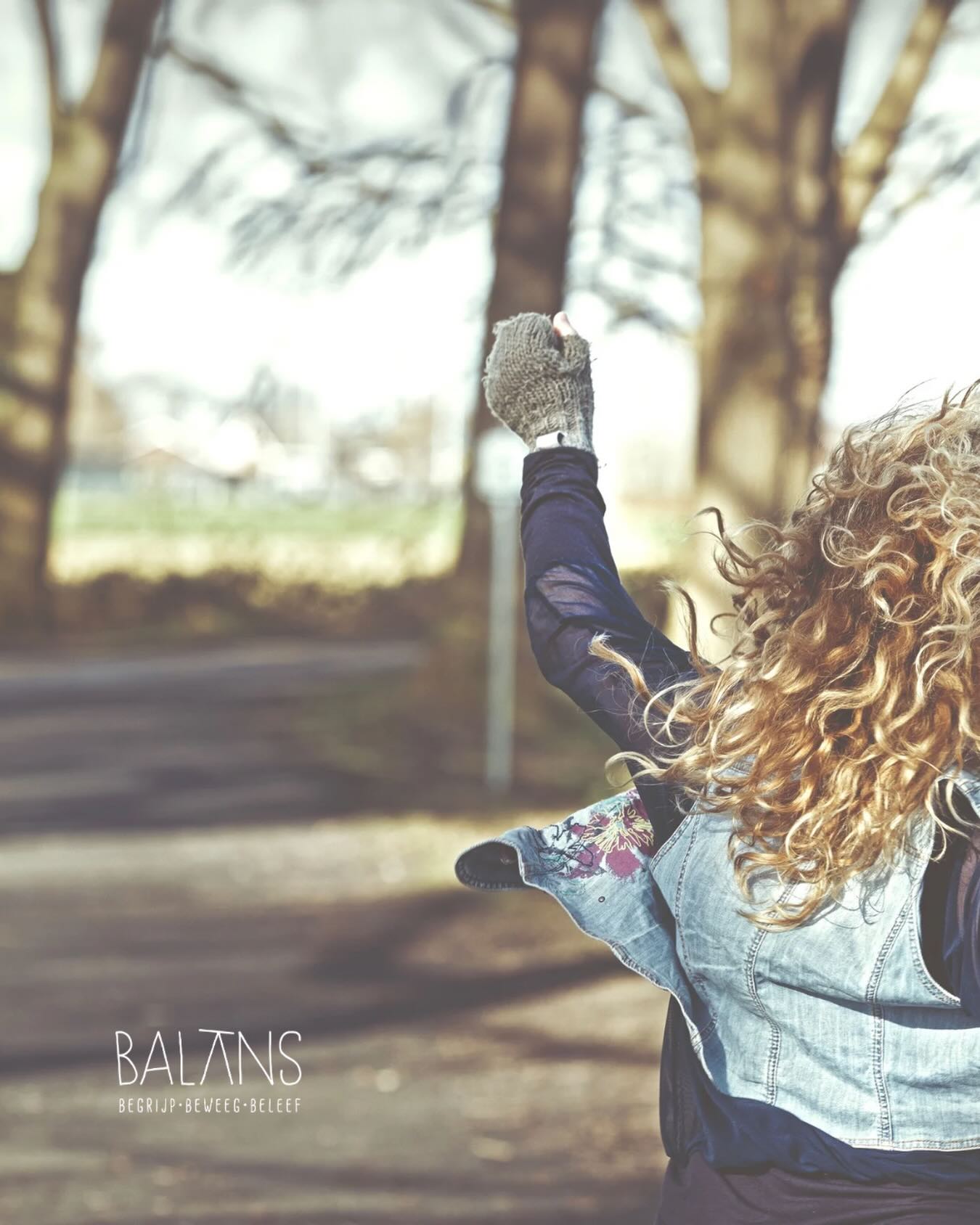 ✨ Sinds 14 februari, de 11de verjaardag van Balans… ✨
Balans heeft precies een ‘pinte vers bloed up’! 💖
De liefde stroomde volop vanuit de plek waar overvloed de Bron is. Ik mocht zoveel mooie woorden en ervaringen ontvangen, en nu straalt dat ook via onze gloednieuwe website – een echt pareltje ✨.
Dankzij geloof, vertrouwen en een fijne samenwerking met onze websitebouwer en fotograaf, hebben we de energie van Balans weten te vangen en zichtbaar gemaakt. 🌿
Een plek waar je voelt wat Balans echt betekent…
💌 Kom kijken en voel het zelf 💫