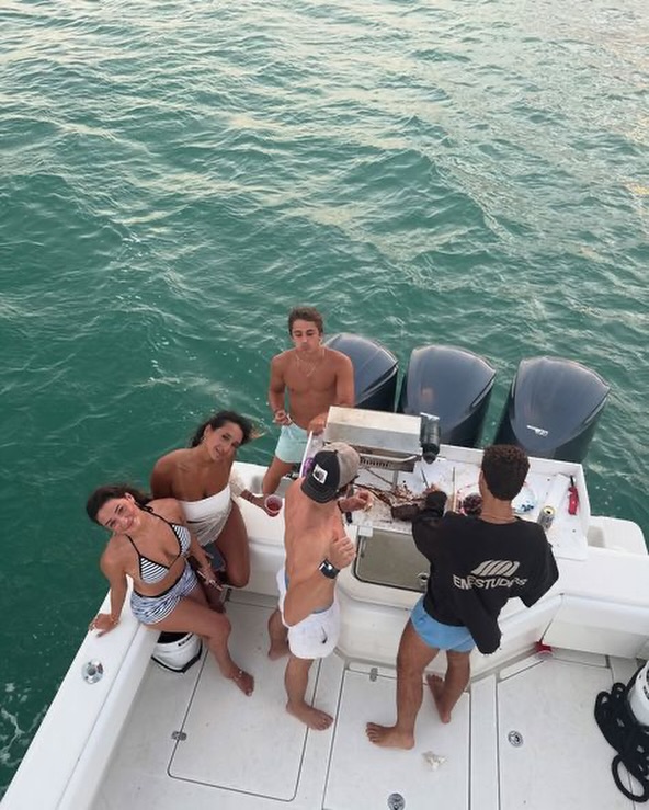 📸😁 🚤 #friends #boat #cannes #monaco #sainttropez