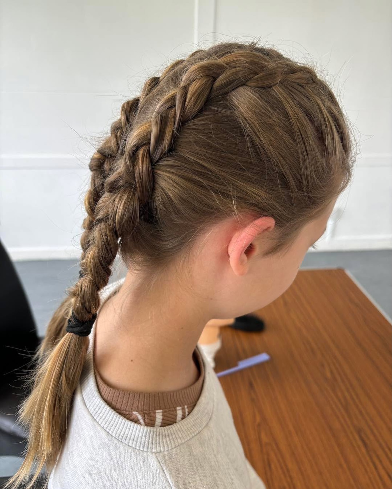 @hairbraidingmasterclass working on braids with our premium luxury training heads โก๏ธ