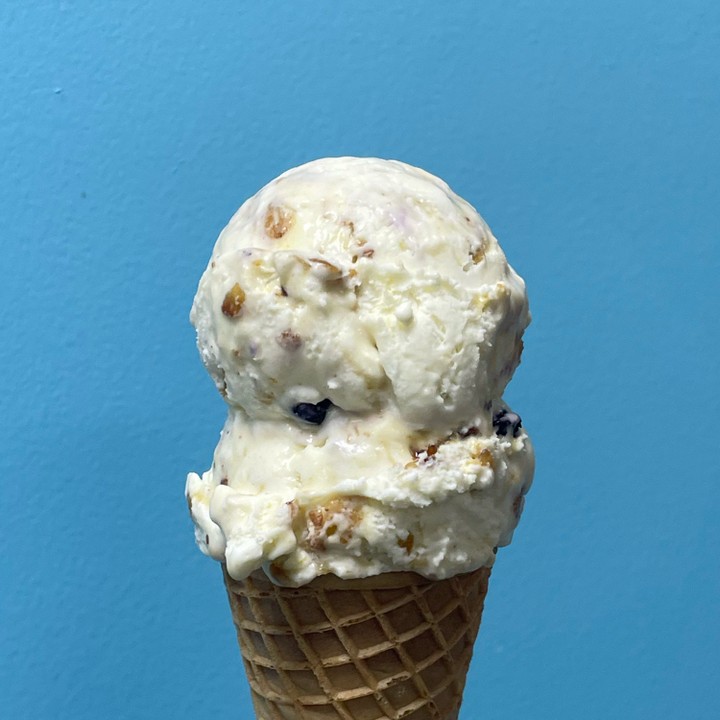 If you saw the ice cream for breakfast post, please accept our apologies…it was a mistake. However we DO have our French Toast and Honey Granola breakfast flavors available.
#ilovetastytoucan #handcraftedhappiness #icecream