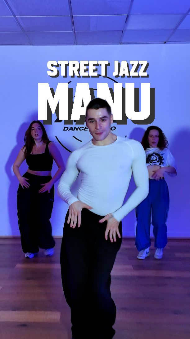 COURS DE MANU RODRIGVEZ EN STREET JAZZ💥
📍 AEC DANCE STUDIO
Lieu: 2 place rutebeuf, 75012 PARIS
#streetjazzdance #streetjazz #streetlife #danceparis #danceclass