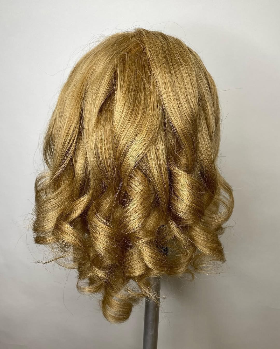 @millie_quantrill and her beautiful curls on our Nxs training heads.