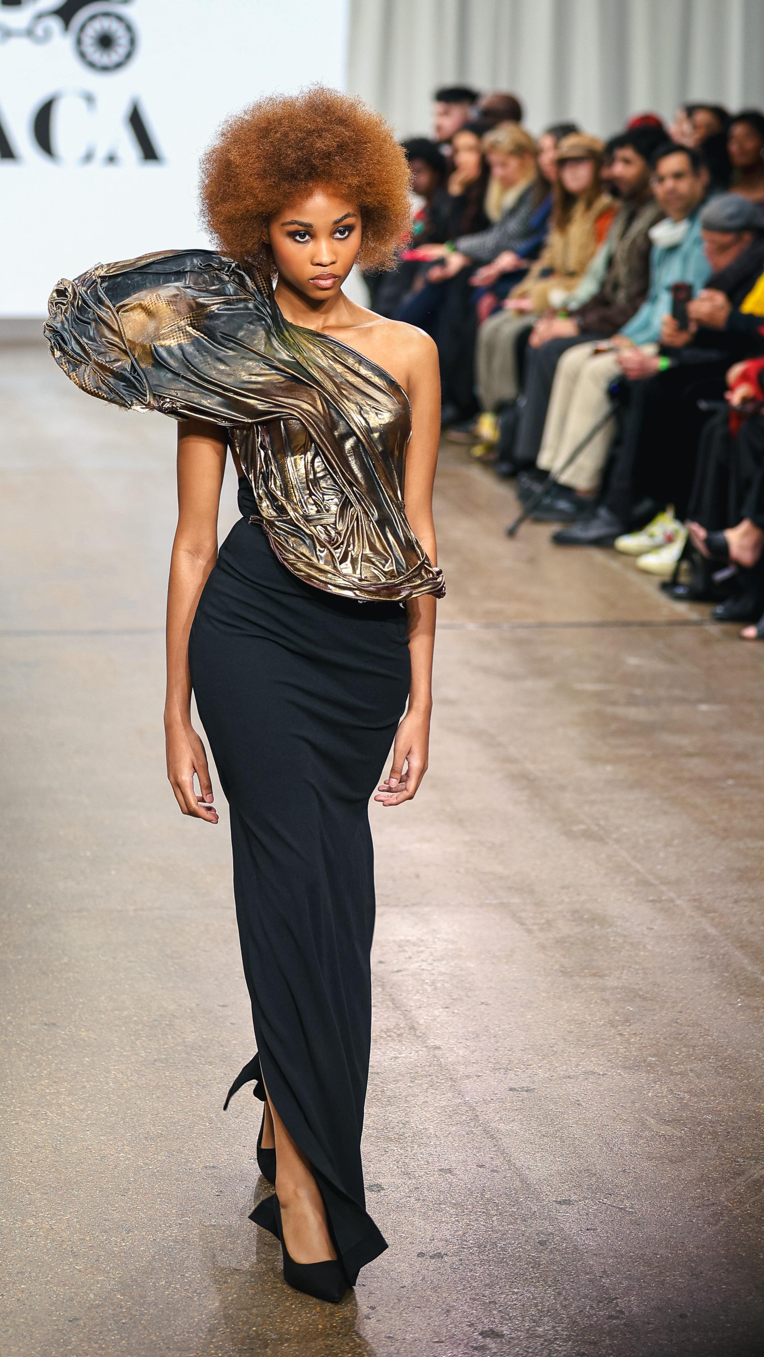 Taya Meaca Aw 26
@tayameaca.artistry
Collaboration with @themodelsmode @fashionscout
Edited by @milanxstyles_
#udgn
#fashionscout
#fashionweek
#Autumn2026