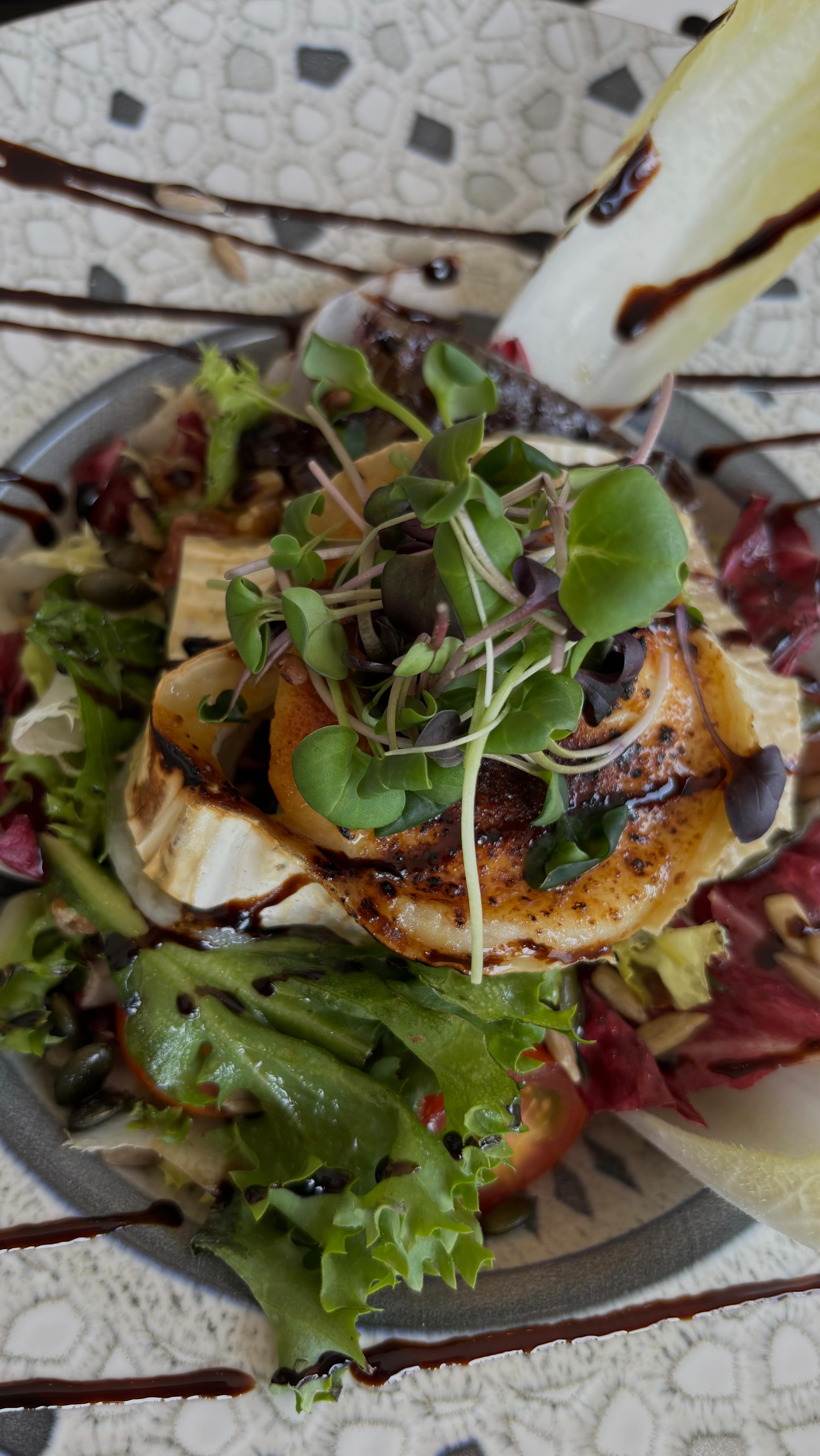 Febrero ha sido de esos meses que se viven más que se cuentan ✨
Tardeos, risas, buena comida y momentos que se quedan.
Gracias a todos los que habéis formado parte 🫶🏻
Marzo… ¡Vamos a por más!