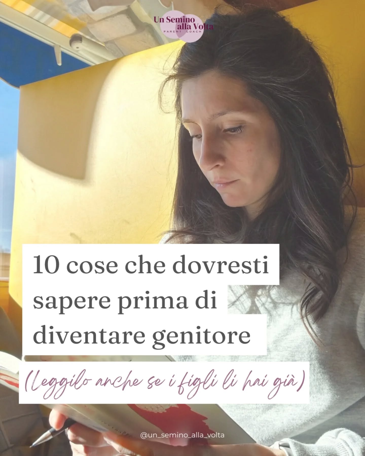Diventare genitori (e esserlo) è un viaggio che cambia il tempo, le priorità e il cuore.
Spesso ci arriviamo carichi di aspettative, per poi scontrarci con un senso di solitudine e inadeguatezza che nessuno ci aveva raccontato.
Se oggi ti senti così, sappi che non sei "sbagliatə". Sei solo umanə. In questa guida ho raccolto 10 verità che avrei voluto conoscere prima, per vivere questo percorso con più consapevolezza e meno colpa.
Ricorda: non sei qui per essere un genitore infallibile, ma per essere un porto sicuro. Sbaglierai, inciamperai, ma ogni volta che sceglierai di guardarti dentro e di prenderti cura di te, starai facendo il regalo più grande a tuə figliə. 🌱
Non si tratta di perfezione, ma di connessione.
Un passo alla volta. Un semino alla volta.
✨ Quale di queste 10 verità risuona di più con la tua fatica di oggi? Ti senti più sopraffattə dalle aspettative o dalla stanchezza?
Raccontami come ti senti.
Ti abbraccio.
