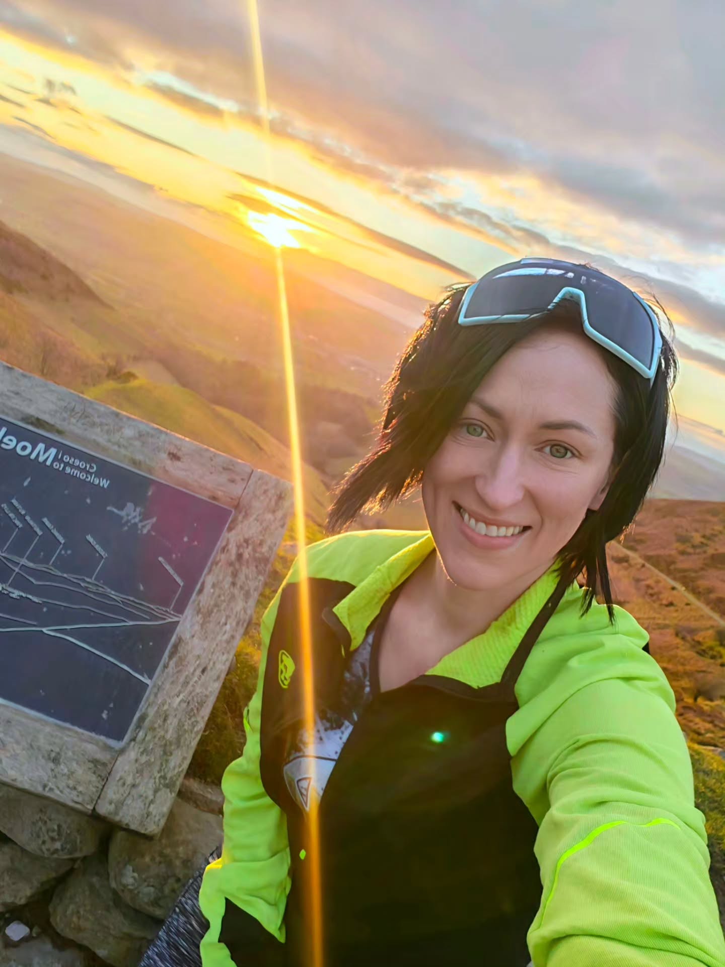 The hardest part of training for an ultra isn’t the miles.
It’s not the back-to-back long runs.
Not the aching quads.
Not the early alarms.
Not even the fatigue that settles deep in your bones.
That part?
That’s the simple bit.
What makes ultra training hard…
is life.
Work.
Family.
Interrupted sleep.
Grief.
Stress.
Deadlines.
The invisible mental load that so many women carry without ever saying it out loud.
Ultra training isn’t done in a vacuum.
It’s done in the middle of everything.
It’s done after you’ve sorted everyone else.
After you’ve replied to the messages.
After you’ve held it together all day.
Or before the house wakes up and needs you again.
And yet, you still show up.
Not because it’s easy.
Not because you have endless time.
But because somewhere in those miles, you get to be just you.
Not mum.
Not partner.
Not colleague.
Not organiser of everything.
Just a woman moving forward under her own power.
Ultra training for women isn’t about escaping life.
It’s about claiming space within it.
It’s strength that isn’t loud.
Discipline that isn’t showy.
Resilience built quietly, consistently, in the cracks of a busy life.
The miles aren’t the hardest part.
Making room for yourself is.
And every time you step outside to start that first mile,
you’re reminding yourself that you matter too.
#womenwhorun #womeninsport #femaleathletes #femalerunners #womenempoweringwomen