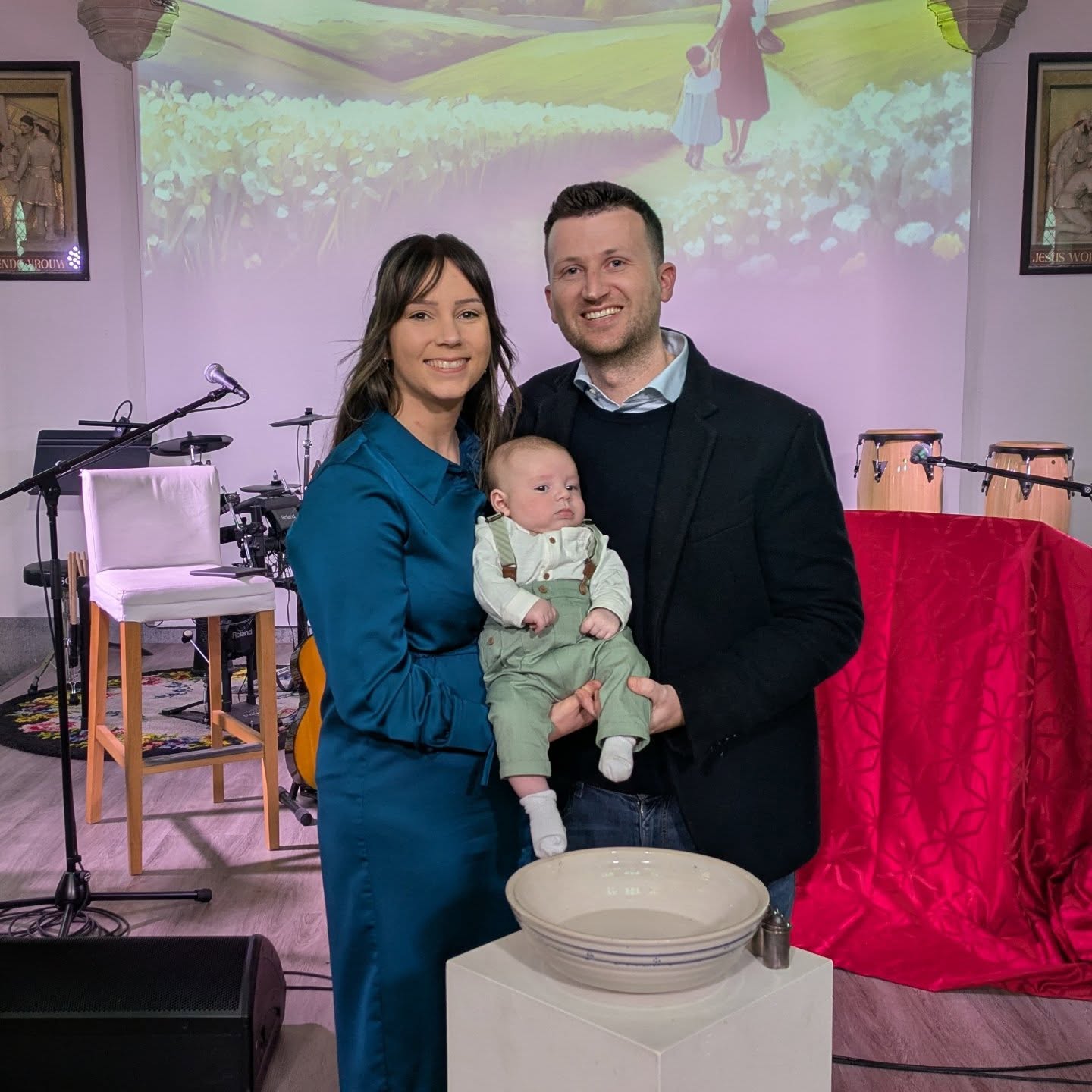 Proficiat Veronique en Laurens met het doopsel van Mathis! ☀️