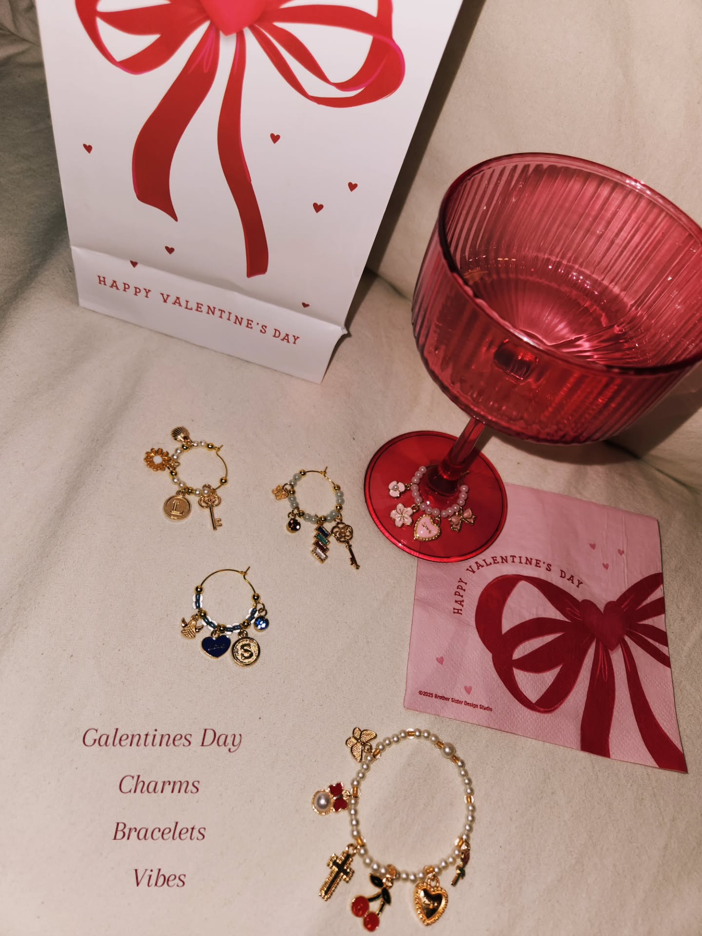 Galentines Day Recap 💕
Because celebrating love with friends never gets old 🥰
(and NJ had a massive snowstorm sooo here we are lol)
Highlights:
Wine charms, bracelets, and good vibes ✨️
Hosted by my besite @elliemeiklejohn + @lexi_reynoldss
#galentinesday❤️ #winecharms #girlsnightin