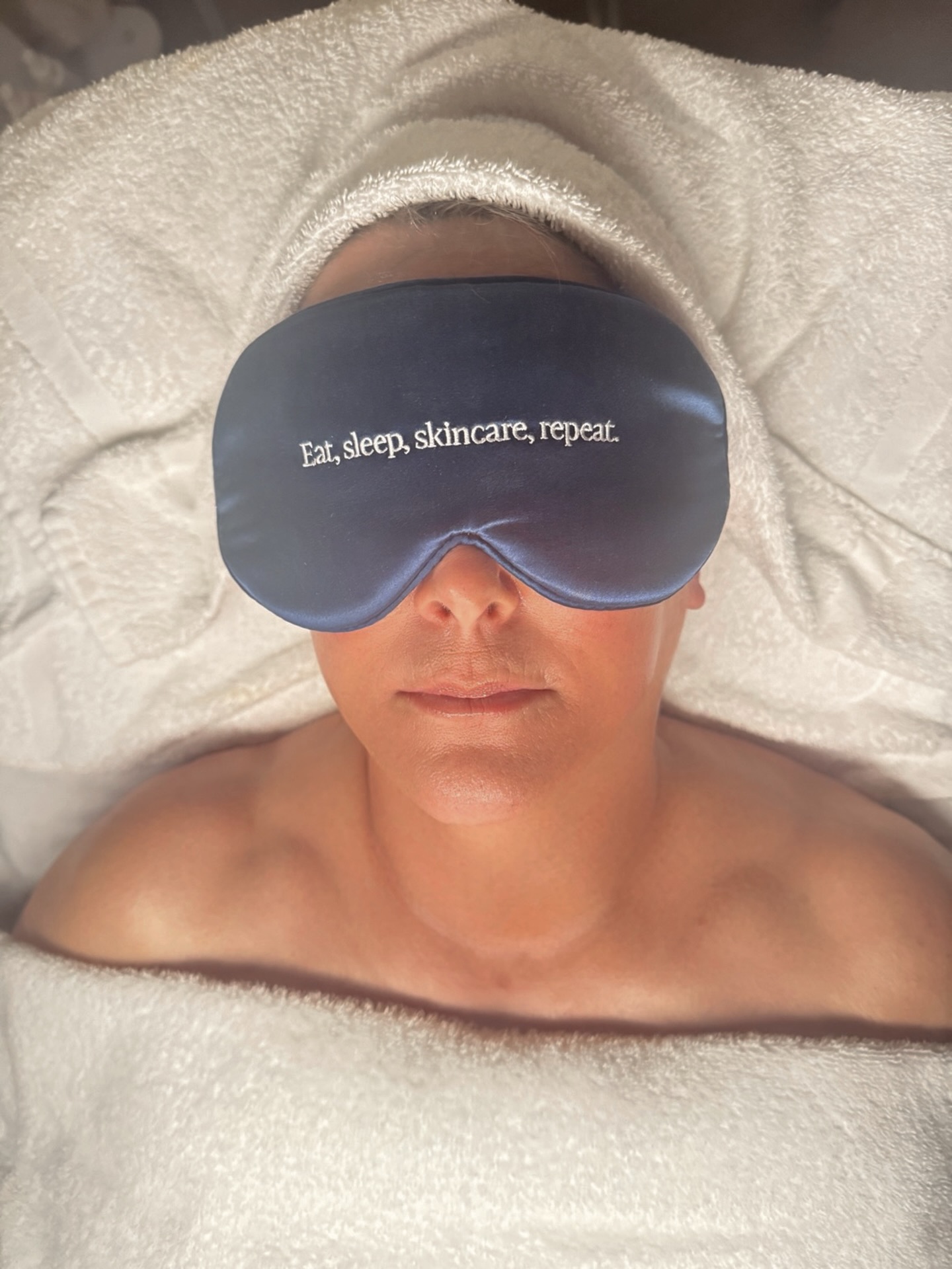 Skincare is a ritual, not a routine. 🤎
📞 352.816.2920
🖥️ beyondskinocala.com
📍 606 SE 3rd Ave Ocala, FL 34471
#wellness #beyondskinandwellness #ocalafacials #ocalamedspa #selfcare