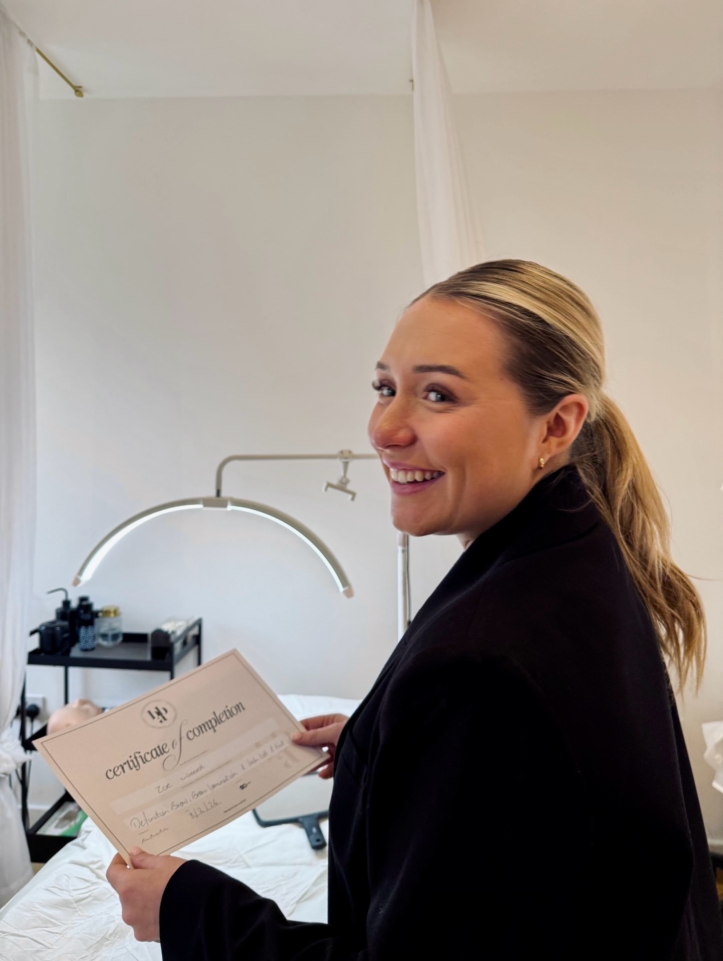 That feeling when you’ve completed your training 🤍
Make this year your year!
Discover our courses and book today at our London or Essex Academy | please visit the link in our bio.
0% finance available
Limited spaces
ABT Accredited | Beginner friendly