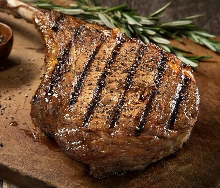 STEAK & BURGER NIGHT is this FRIDAY 27TH FEB! Chef Darius joins our Kitchen Team to host this special evening! Make sure to Book if you fancy joining us. Pre-orders for certain dishes can be made in advance. Reservations can be made via:
01886 821 228 or
www.foxandhoundslulsley.com
#worcester #malvern #bromyard #malvernhills