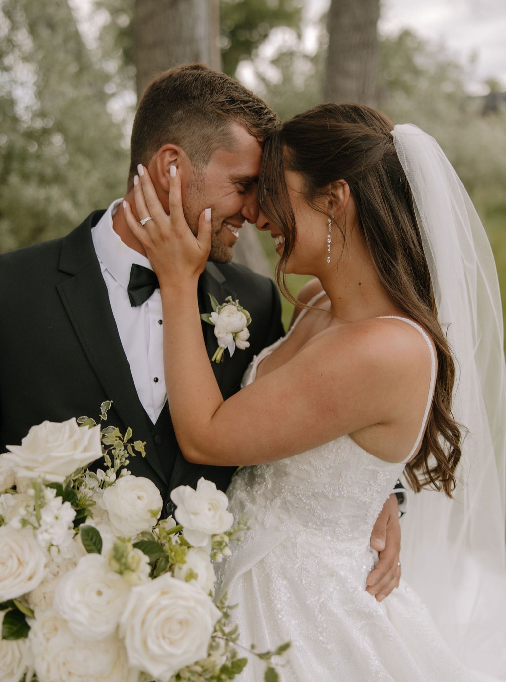 "Katie made such an amazing impact on our wedding. Her planning, organization and communication made planning so much easier... If you are looking for a wedding planner to help you create the best memories of such an important day, Katie is the perfect choice."
❤️Megan & Cole
Wedding Planning: @katietaylorevents21
Bride: @mimifox98
Groom: @jones_cole
Photography: @madisonheafner
Floral: @macsfloral
Linens: @bbjlatavola
Head Table Place Settings: @hutcheventsmt
Venue: @camelot_ranch_events
DJ: @djbenefit
Hair: @thebraidmaven
Makeup: @medusa.esthetics
Bride’s Gowns: @stepnoutbridal
Groom & Groomsmen Tuxedos: @stepnoutbridal
Cake and Cookies: @sweetsbysam_
Catering: @montanajacksbillings
Bar: J Bar K Catering | Billings
Painter: @kpotterfineart
Hotel Room Blocks: @northernhotel, @doubletreebyhiltonbillings, Hampton Inn
#katietaylorevents #weddingplanner #weddingplanning #weddinginspo #weddinginspiration #weddingideas #justengaged #engagedcouple #weddingvibes #weddingdetails #weddingstyle #luxuryweddingplanner #modernwedding #timelesswedding #elegantwedding #intentionalwedding #modernweddingplanning #fineartwedding #blackandwhite #blackandwhitewedding #romanticwedding#weddingdesign #weddingstyling #destinationwedding#internationalwedding
💌 See more love stories on katietaylorevents.com