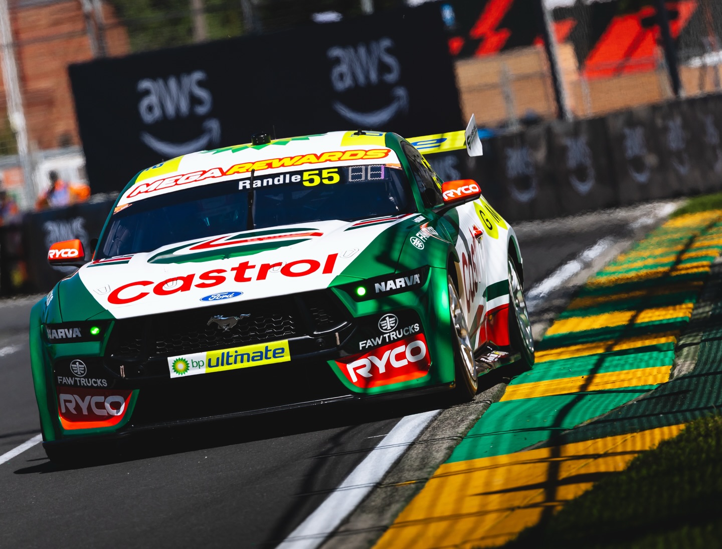 AGP day one โ
started off strong but didnโt quite nail it in qualifying, finished up P12 in the race. One race later on this afternoon and then reset tomorrow with two more qualifying sessions and two more races across the weekend ๐