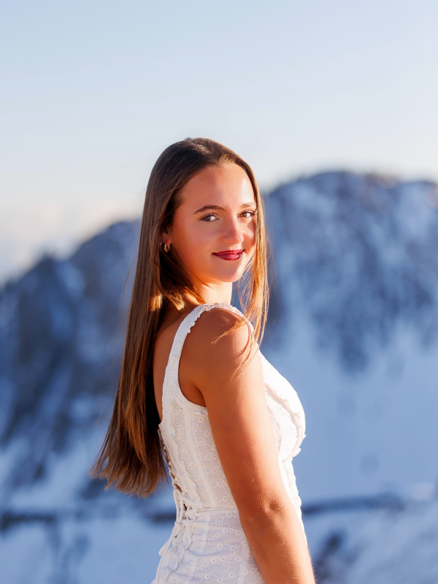 One of the dreamiest spots for senior photos… on top of a mountain 🤍 The views, the lighting, everything about this shoot was stunning. @lilyyatkeman absolutely glowed!
#parkcityphotographer #utahphotographer #utahseniorphotographer