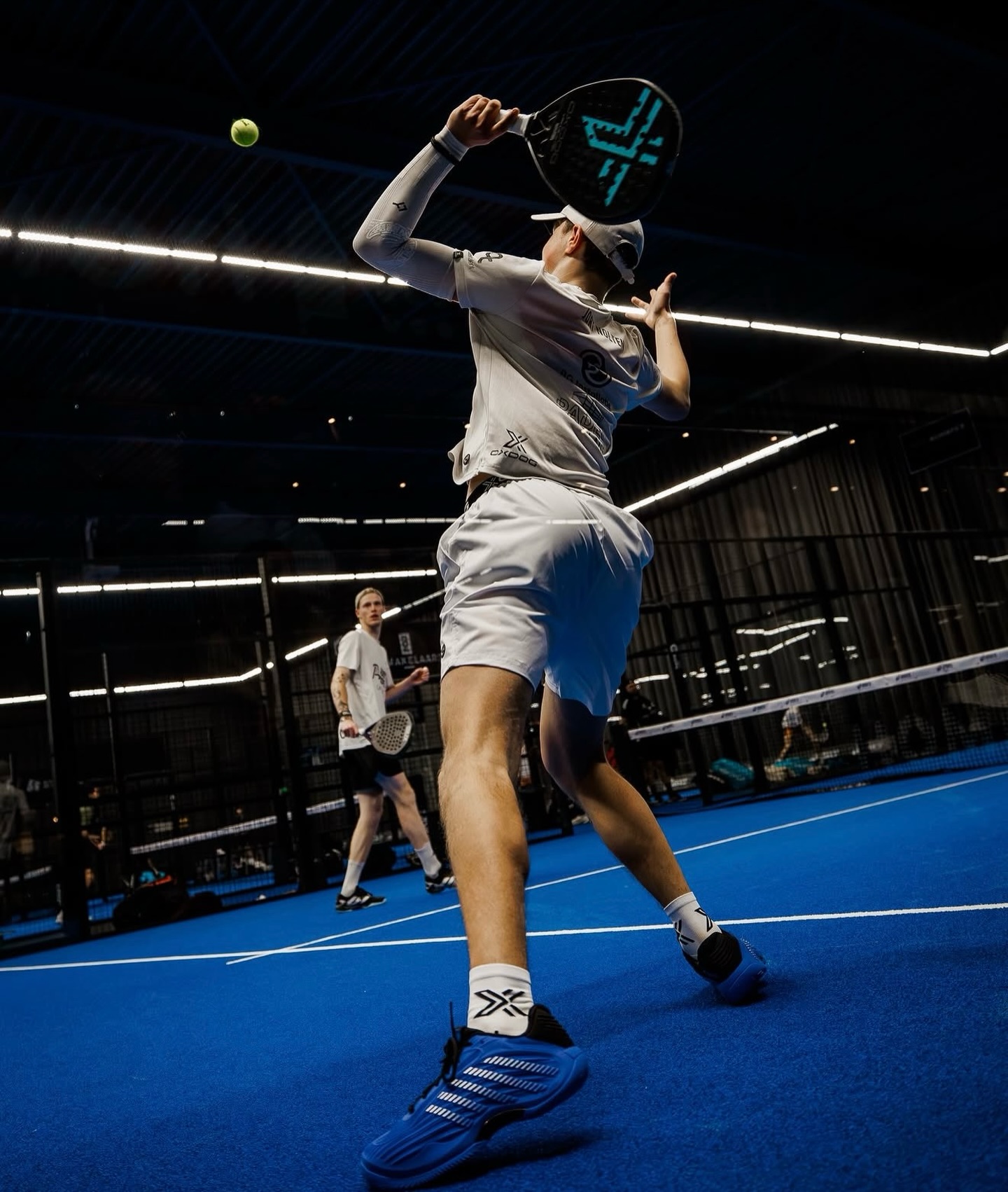 🔥 P500 Finaleplek voor Jort & Nicolas! 🔥
Wat een prestatie! 💪
@jortnolten heeft samen met @nicolasvanbetuw opnieuw een P500 finaleplek weten te veroveren! 🙌 Na sterke wedstrijden en keihard knokken staan ze vandaag weer in de eindstrijd.
🕞 Vanmiddag om 15.30 uur
📍 @thepadellers.amsterdam
Daar wordt de finale gespeeld – dit wil je niet missen!
Volg de livestream: https://www.youtube.com/live/hamySP9q-4E?si=vRQTW1GLfsk4jxfd
Heel veel succes mannen, geniet van het moment en pak ‘m! 🏆🔥
Zet ’m op! 🎾
#P500 #Finale #Padel #LetsGo