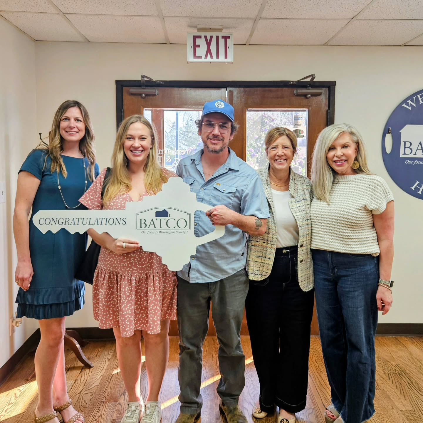 We had the pleasure of a smooth and fast closing today. Thank you to everyone involved for making it such a great experience. Congratulations to the new homeowners, such a lovely couple. Wishing you many happy memories in your new home 🏡✨
#brenhamabstractandtitle
#ClosingDay #newhomeowners