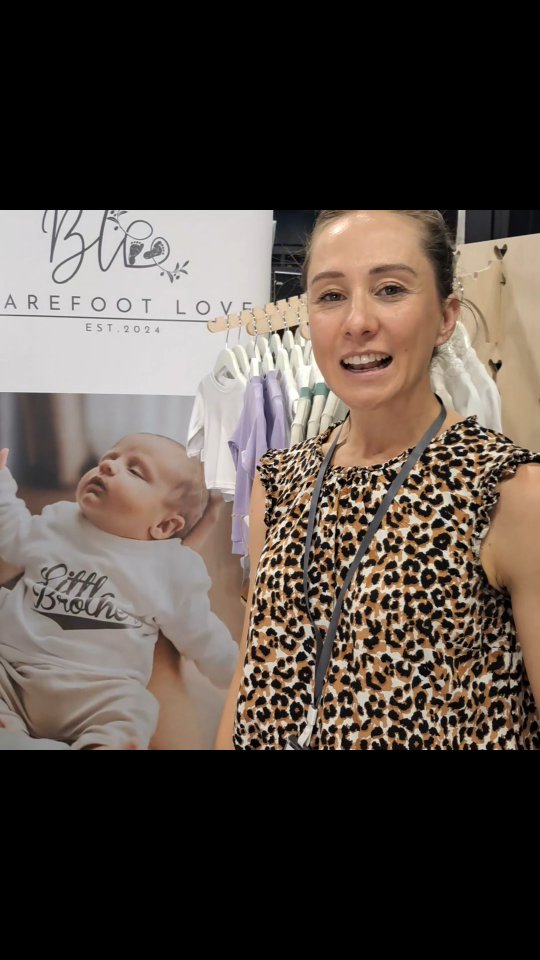 Meet @barefootlove_est24