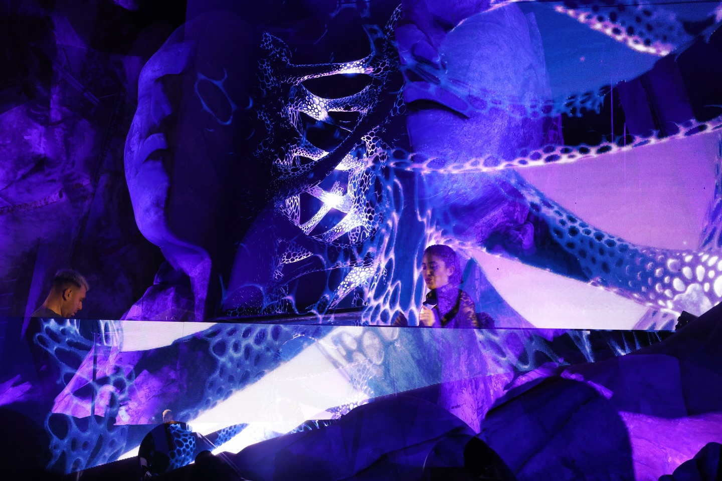 ▪️ Evento: @core.medellin @core.world
▪️Organizar: @breakfast_live
📌Nota completa en Bloggaleriadearte.com