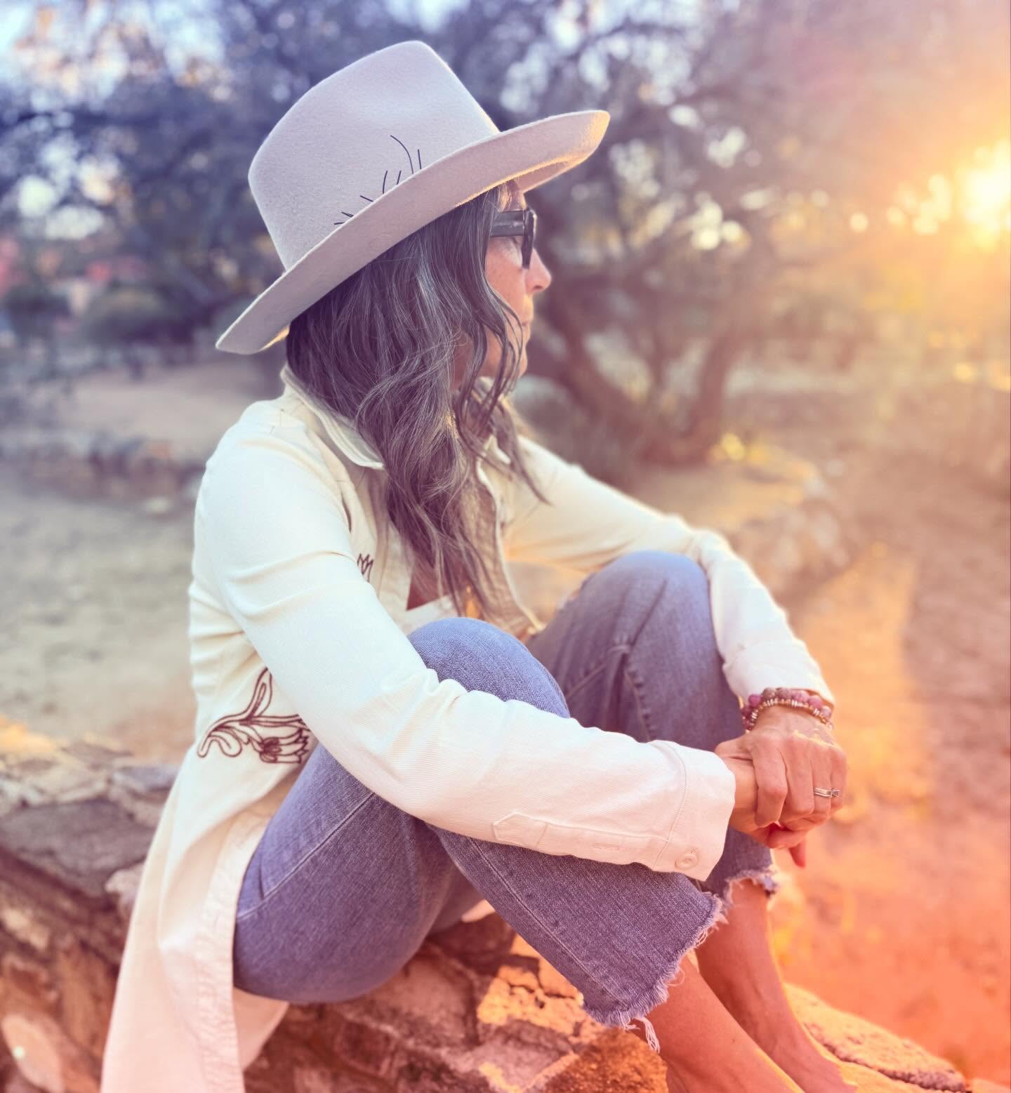 I’d really love to see you — or finally meet you — this Sunday, March 8th at my Fragments of Memory artist reception 🤎
3–6pm at Fort Works Art
2100 Montgomery Street, Fort Worth
From 4–5pm we’ll have a listening room set with the incredibly talented Parker Twomey & Frankie Leonie — songs and stories woven right into the afternoon.
I’ve poured my whole heart into getting these pieces ready for this beautiful space, and it would mean so much to share them with you in person. Come by, wander, stay awhile, say hi.
#FragmentsOfMemory #FortWorthArt #TexasArtist #ListeningRoom #fortworthtx @parkertwomey @frankie.leonie @fortworksart