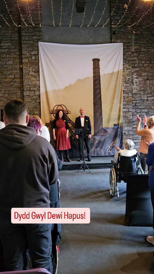 Happy St. David's Day...a little snippet from our Concert yesterday singing our anthem 🏴
Thank you to all those who attended, we hope you enjoyed. 😊