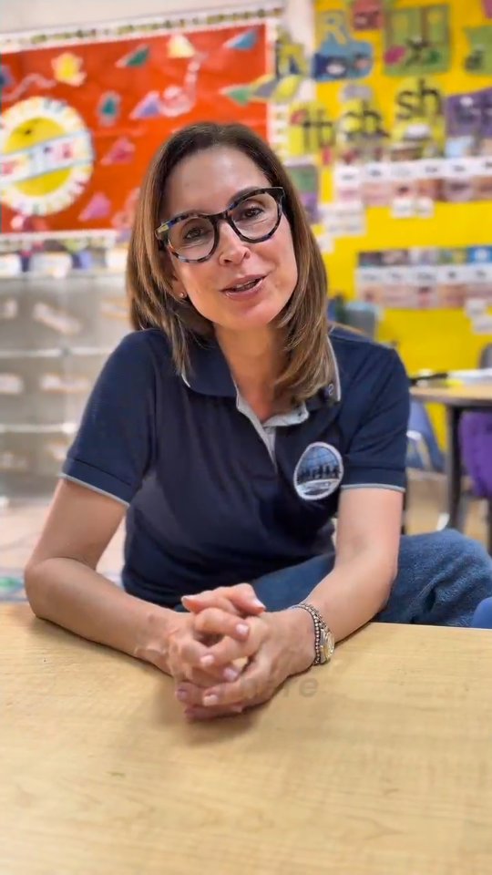 Big reading wins start with the right foundation.
At Discovery School, our Lower School students thrive with the UFLI (University of Florida Literacy Institute) Foundations program — a structured, research-based approach that builds strong, confident readers from the very beginning.
Through explicit phonics instruction, multisensory activities, and consistent practice, students don’t just memorize words… they understand how reading works.
Because when students learn to read with confidence, they’re ready to succeed in everything else. 💙