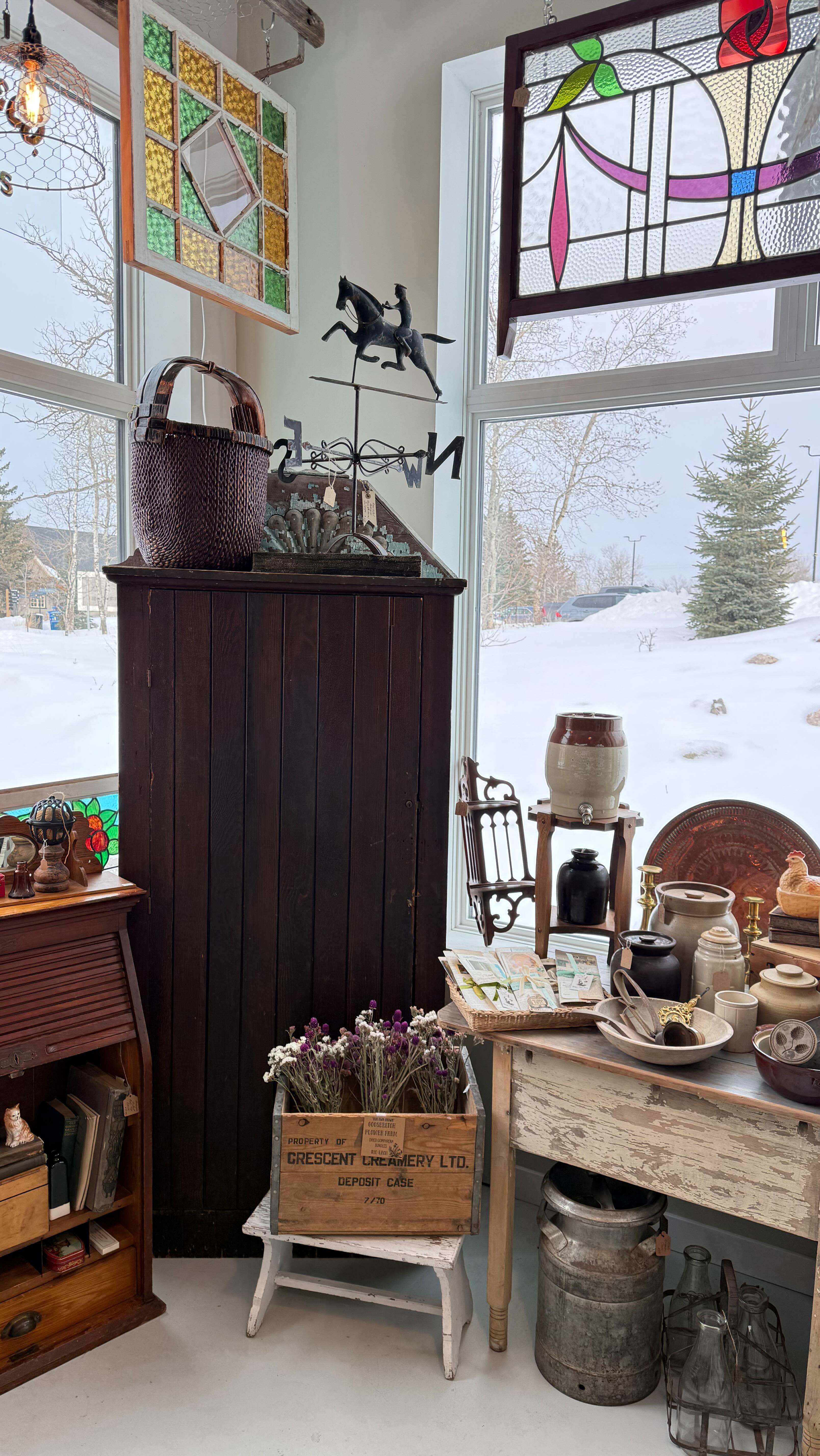 Beautiful ….Sunny Winter Day in the Shop today. Some great Antique items this weekend….#antiquehomedecor #antique #vintagestyle #vintagehome #fleamarket