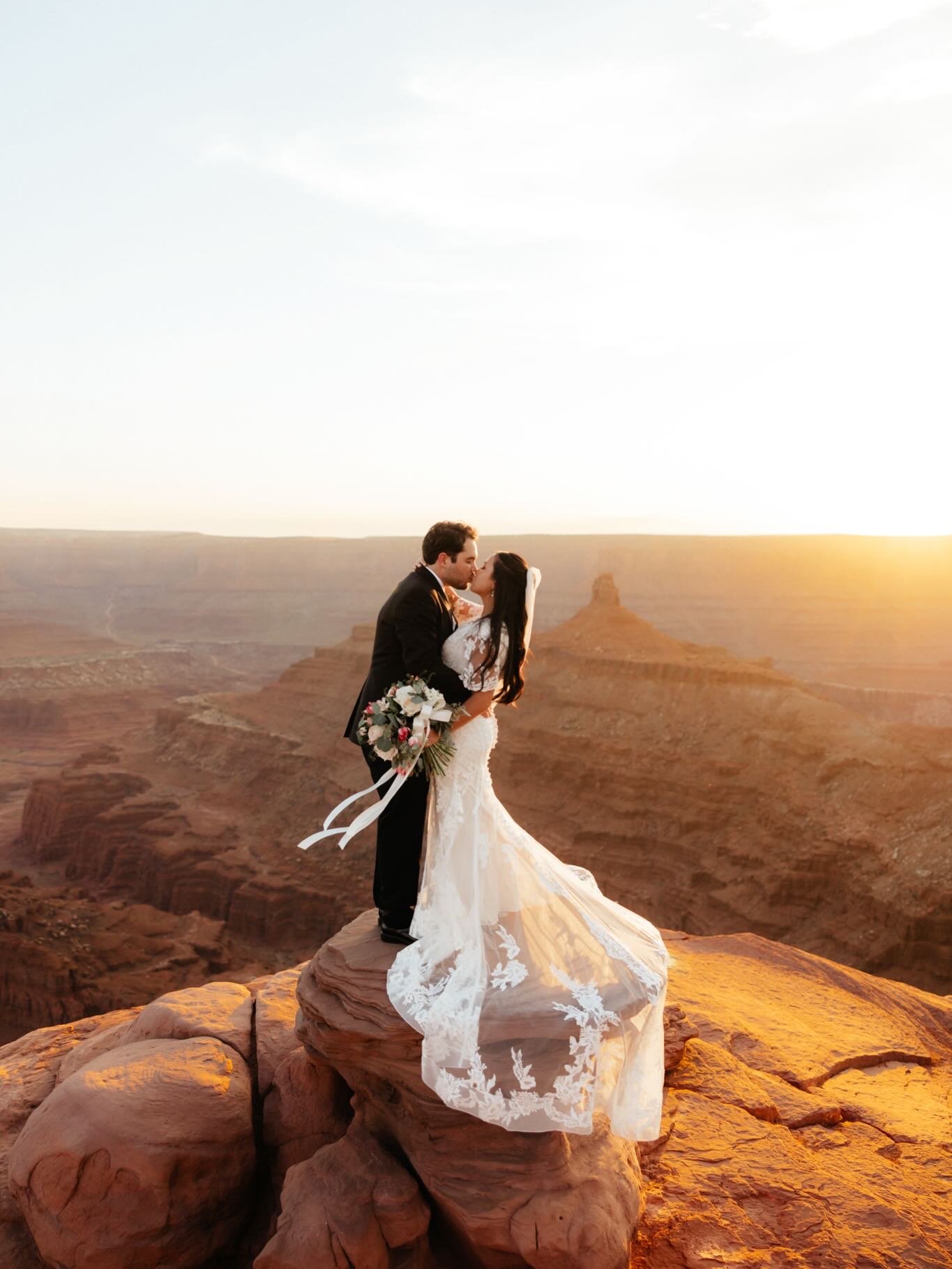 Nothing like a red rock sunset 🧡